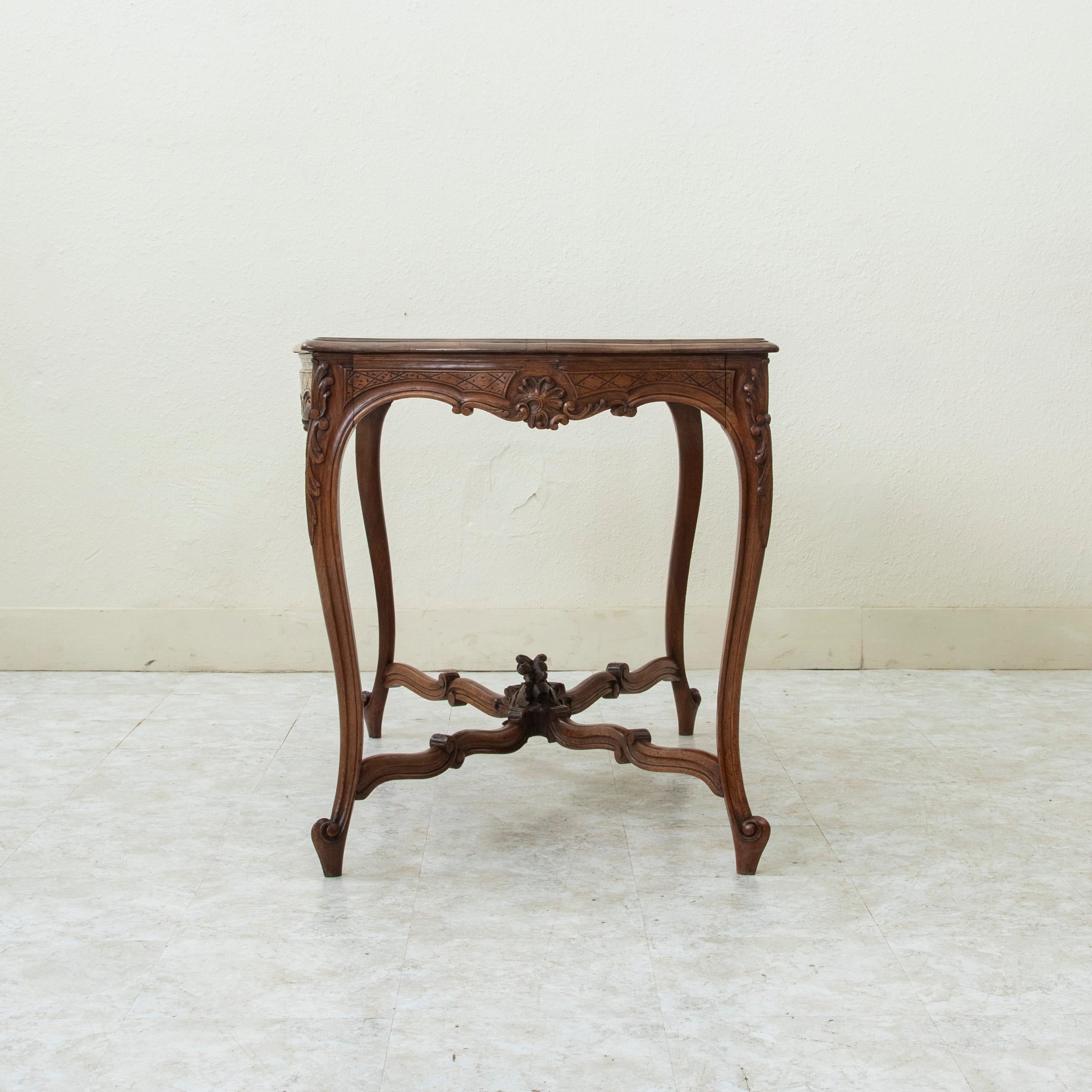 Hand-Carved Early 20th Century Louis XV Style Hand Carved Walnut Center Table, Writing Table For Sale