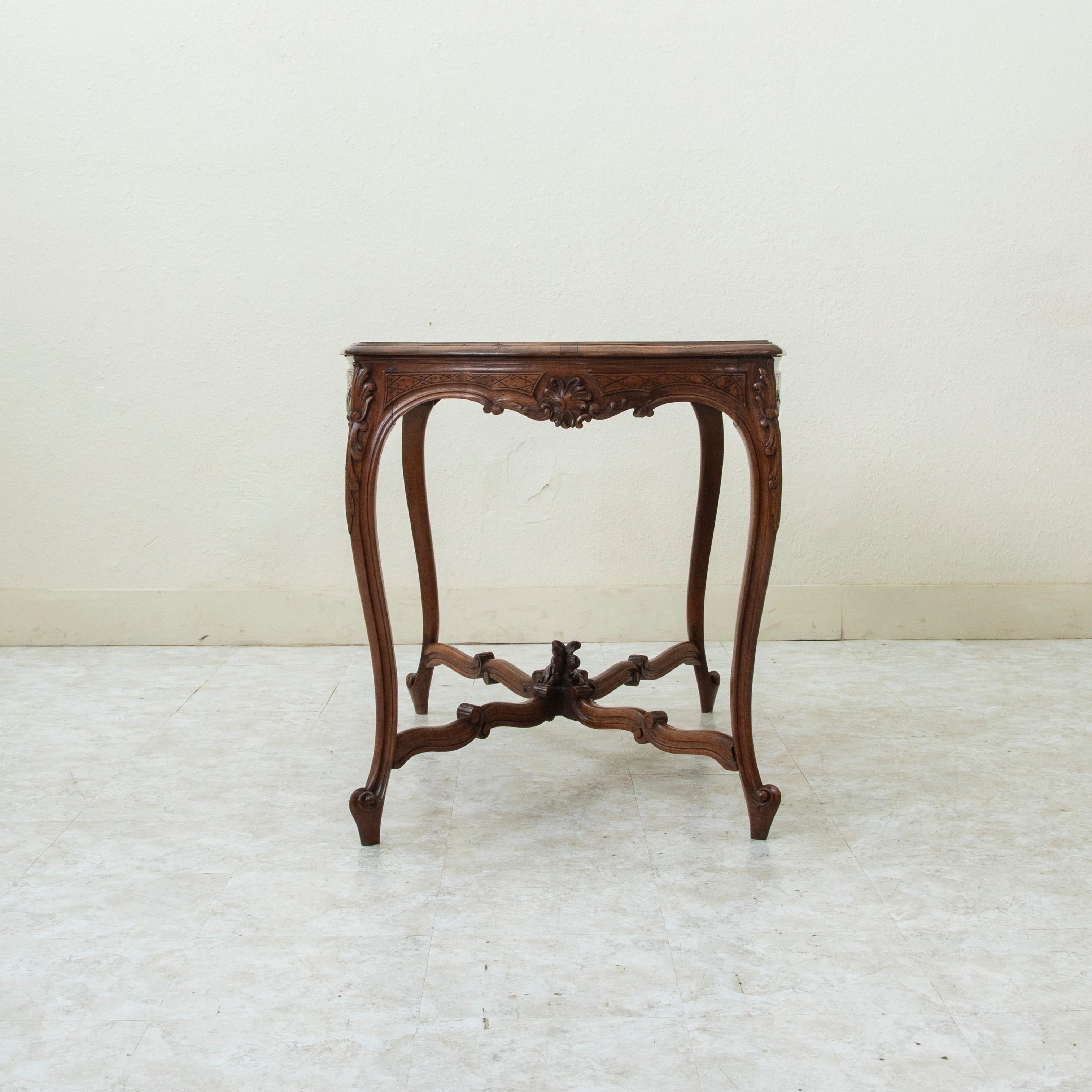 Early 20th Century Louis XV Style Hand Carved Walnut Center Table, Writing Table For Sale 1