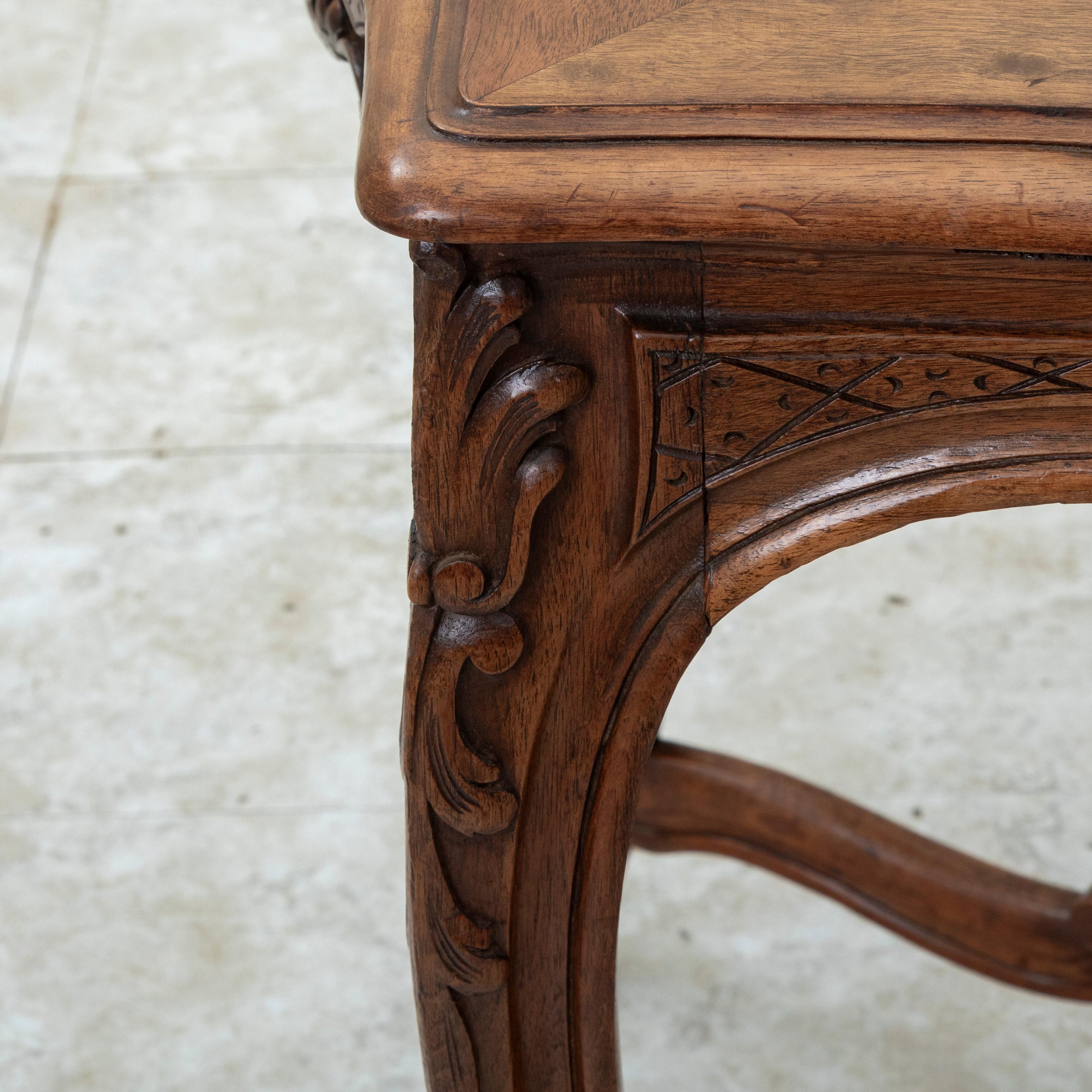 Early 20th Century Louis XV Style Hand Carved Walnut Center Table, Writing Table For Sale 3