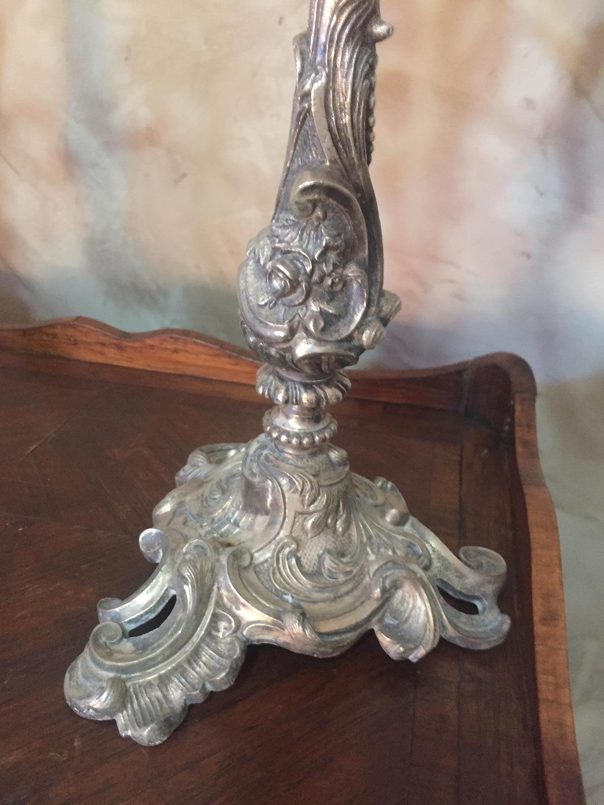 Early 20th Century Louis XV Style Pair of Silvered Bronze Candleholder, 1900s For Sale 1