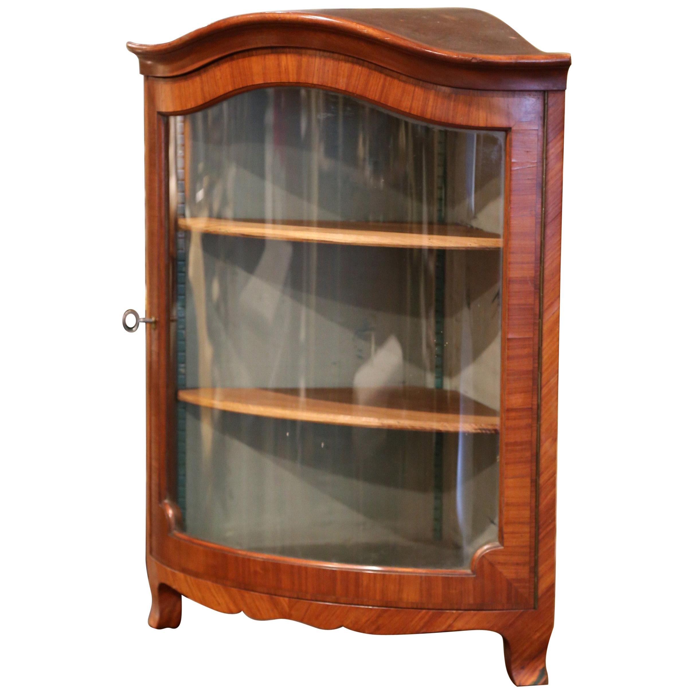 Early 20th Century Louis XV Walnut Veneer Hanging Corner Cabinet with Glass Door For Sale