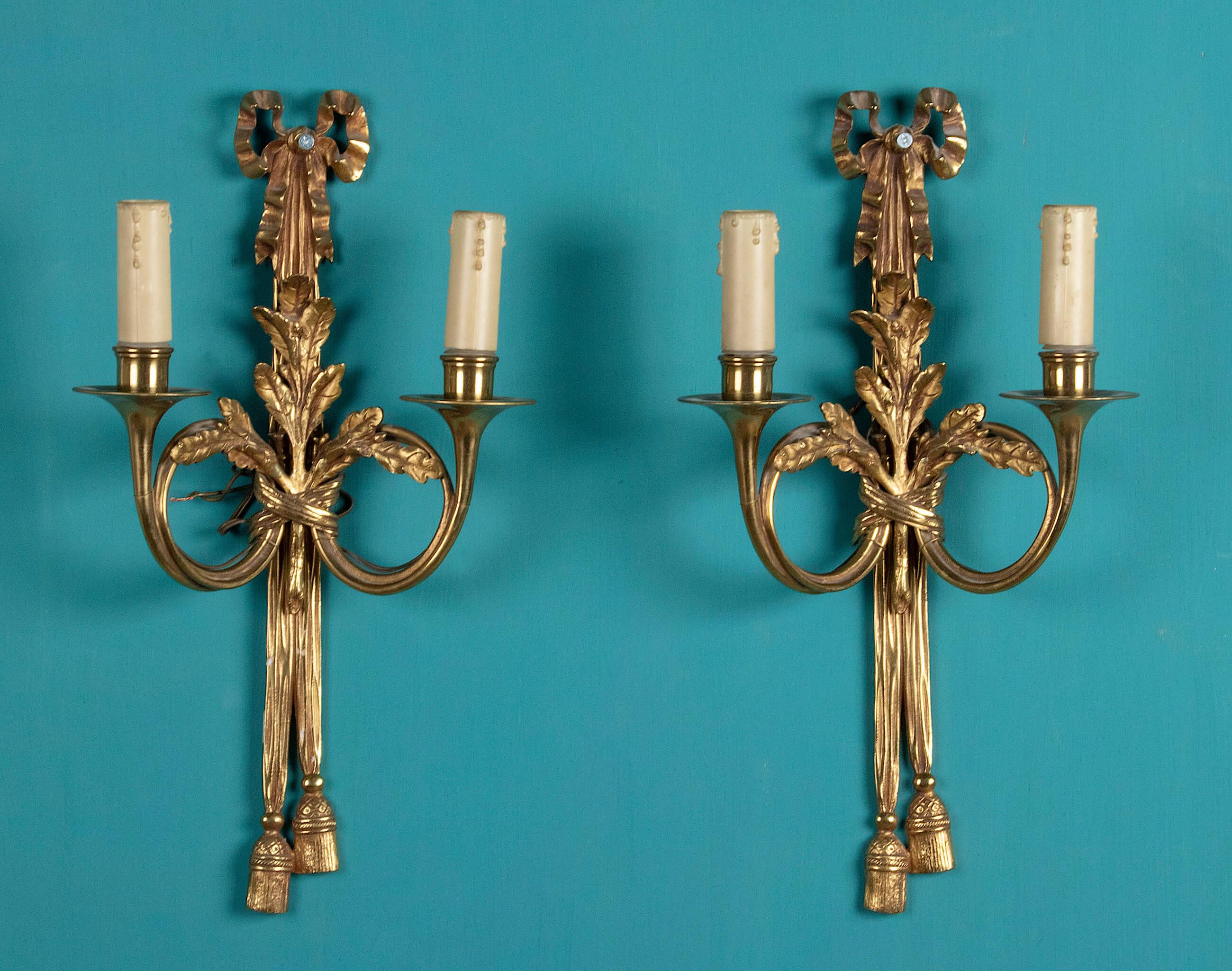 French Early 20th Century Louis XVI Style Gilt Bronze Sconces