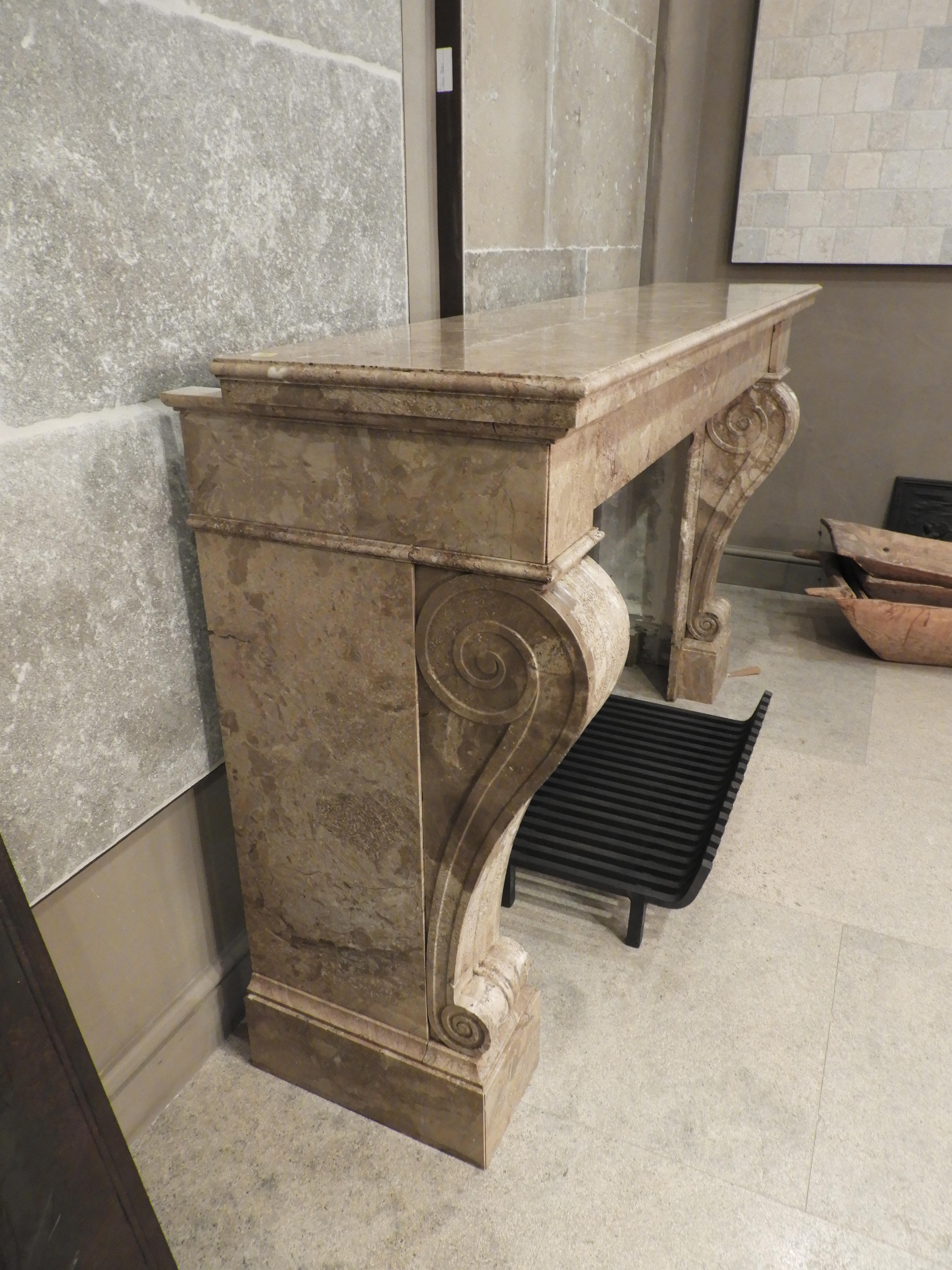 Early 20th Century Lunel Marble Belgian Fireplace Mantle For Sale 7
