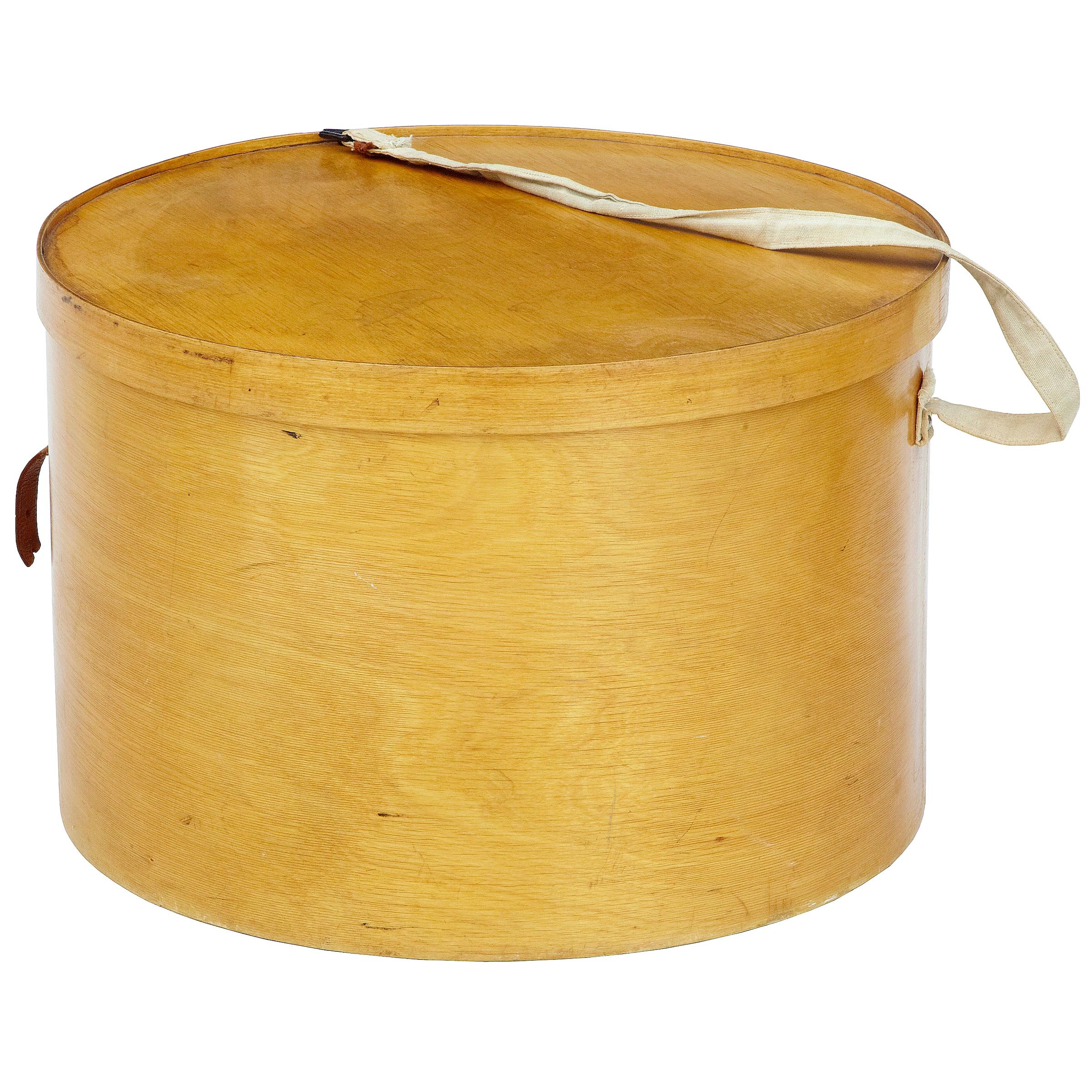 Early 20th Century Luterma Reval Birch Bent Wood Hat Box