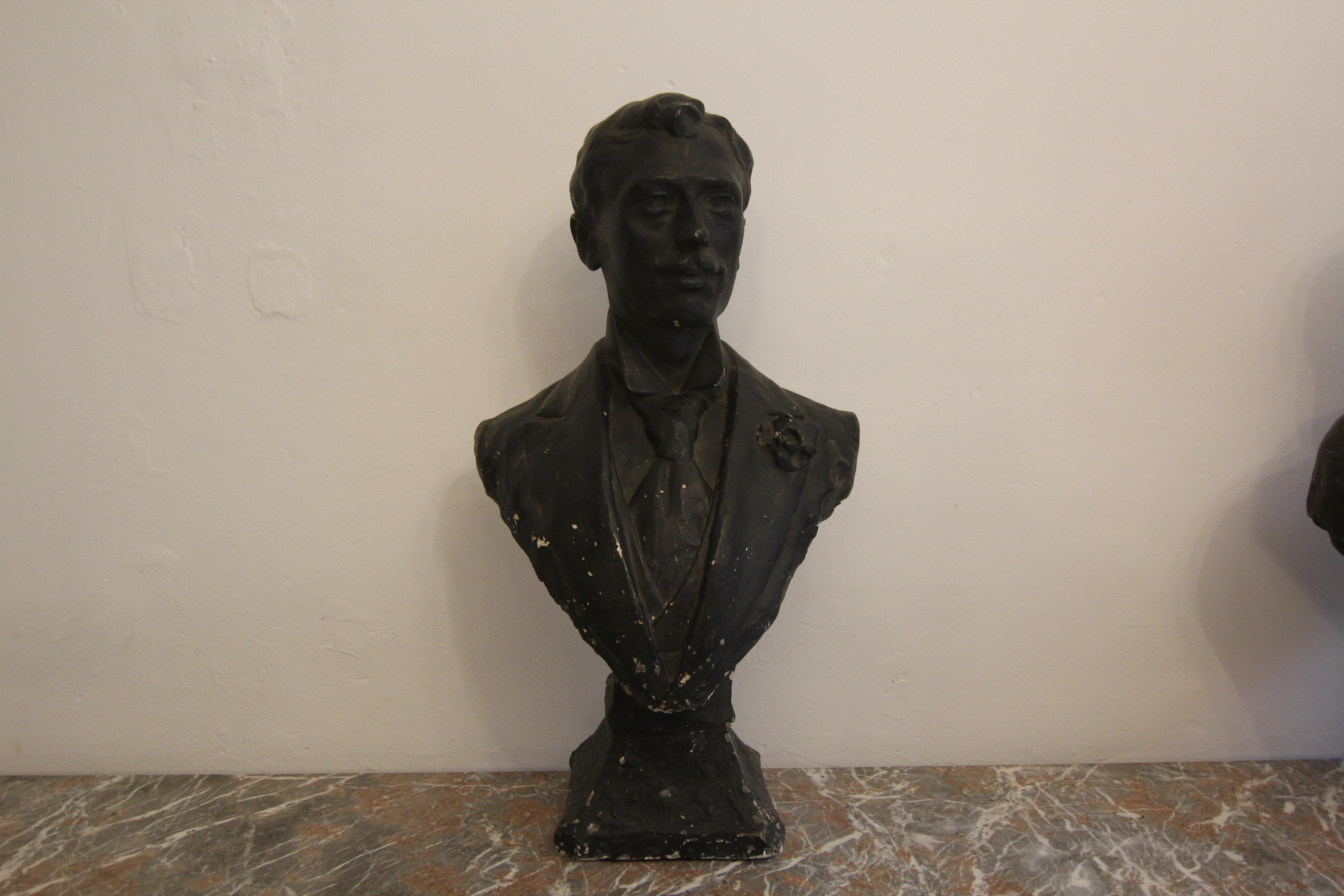 Early 20th Century Madame and Monsieur Plaster Busts For Sale 7