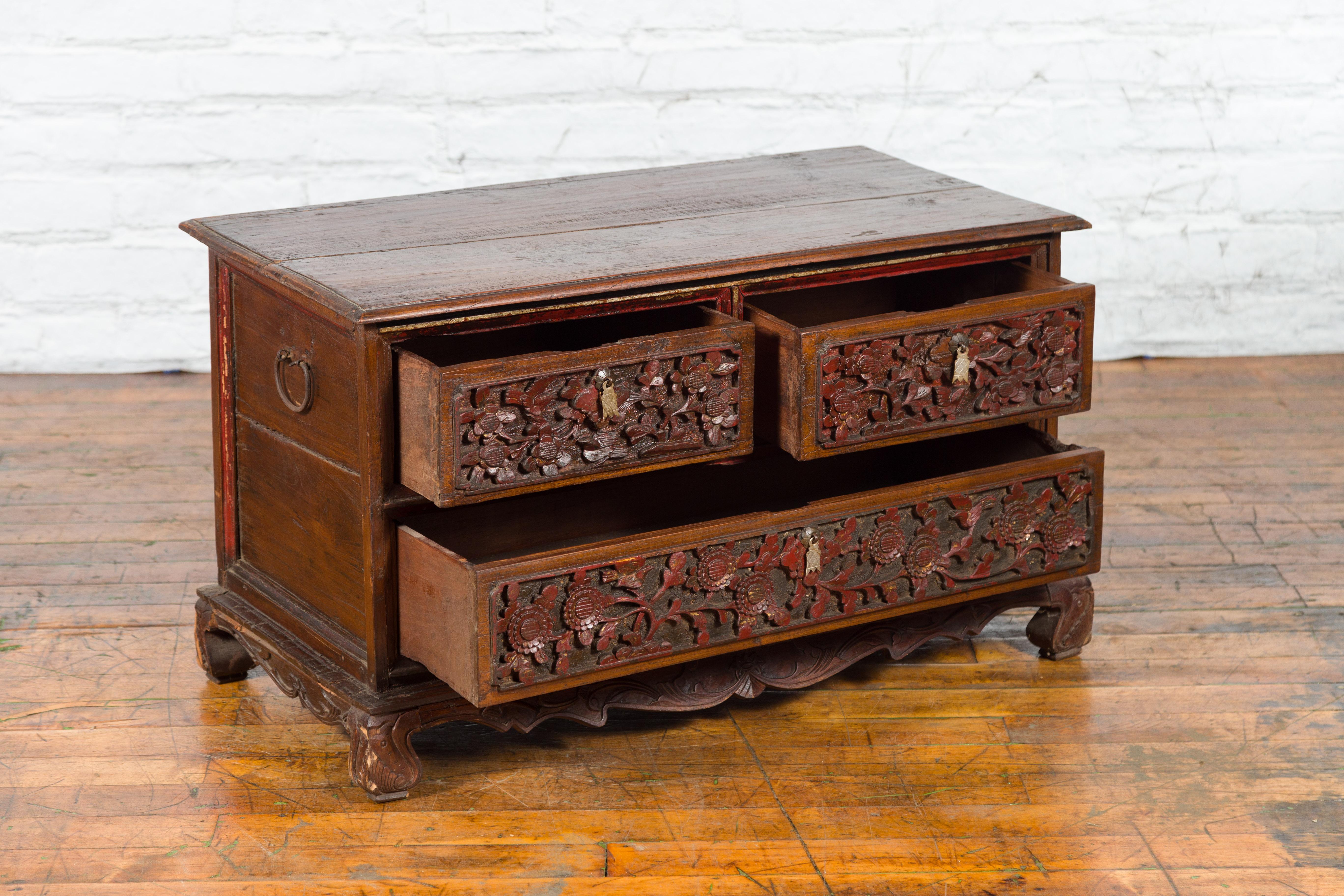 Early 20th Century Madurese Treasure Chest with Hand-Carved Floral Décor For Sale 7