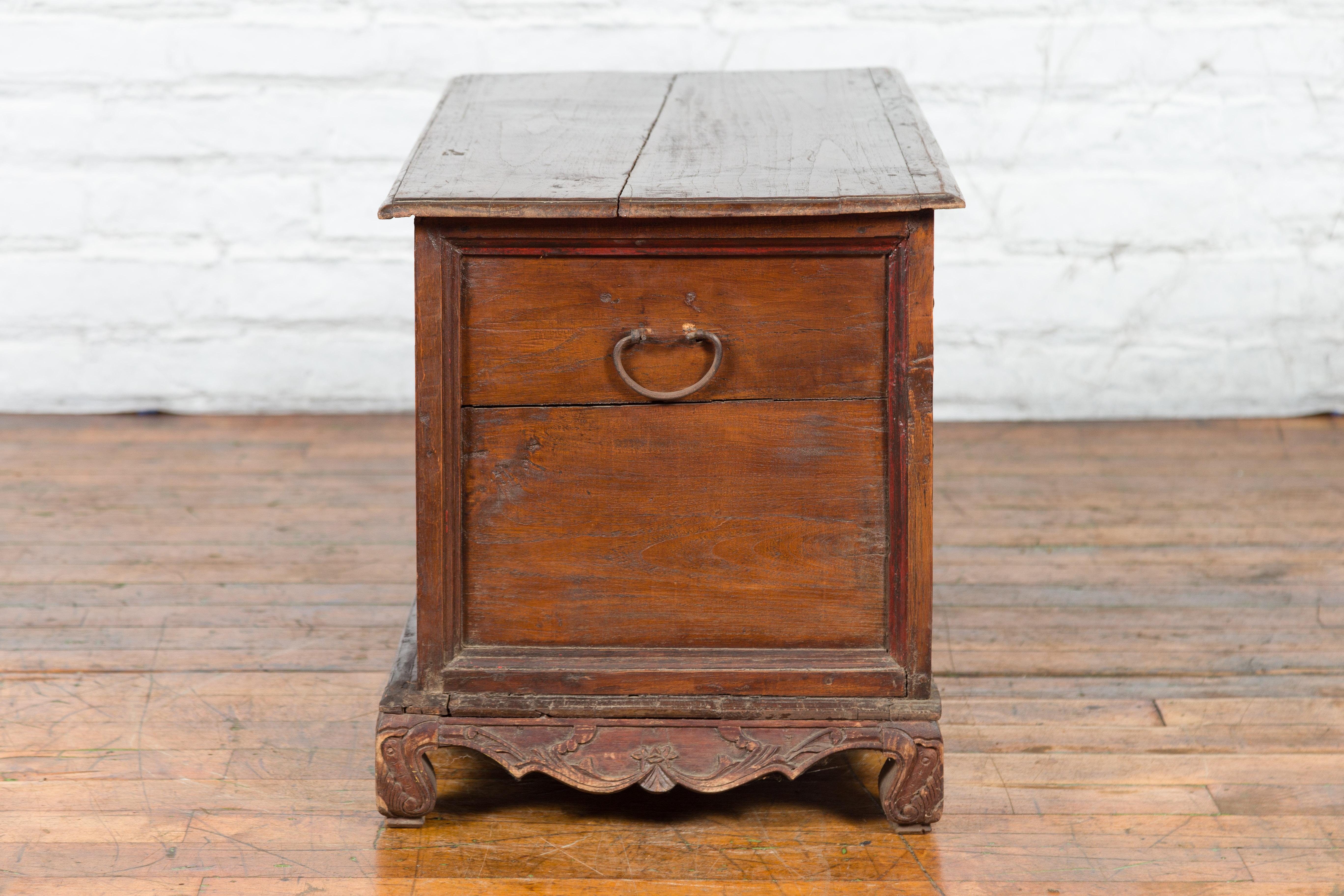 Early 20th Century Madurese Treasure Chest with Hand-Carved Floral Décor For Sale 11