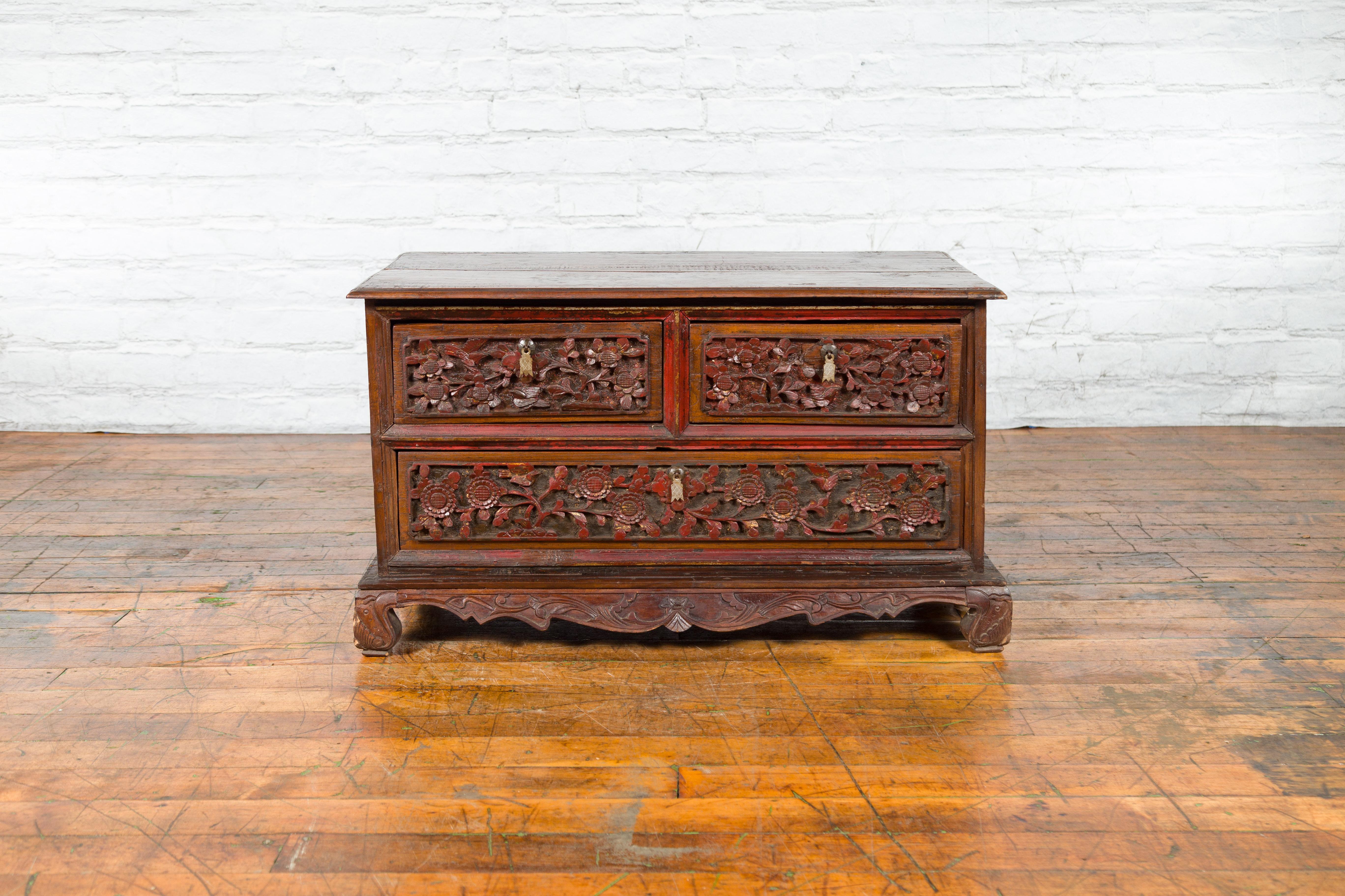 Early 20th Century Madurese Treasure Chest with Hand-Carved Floral Décor In Good Condition For Sale In Yonkers, NY