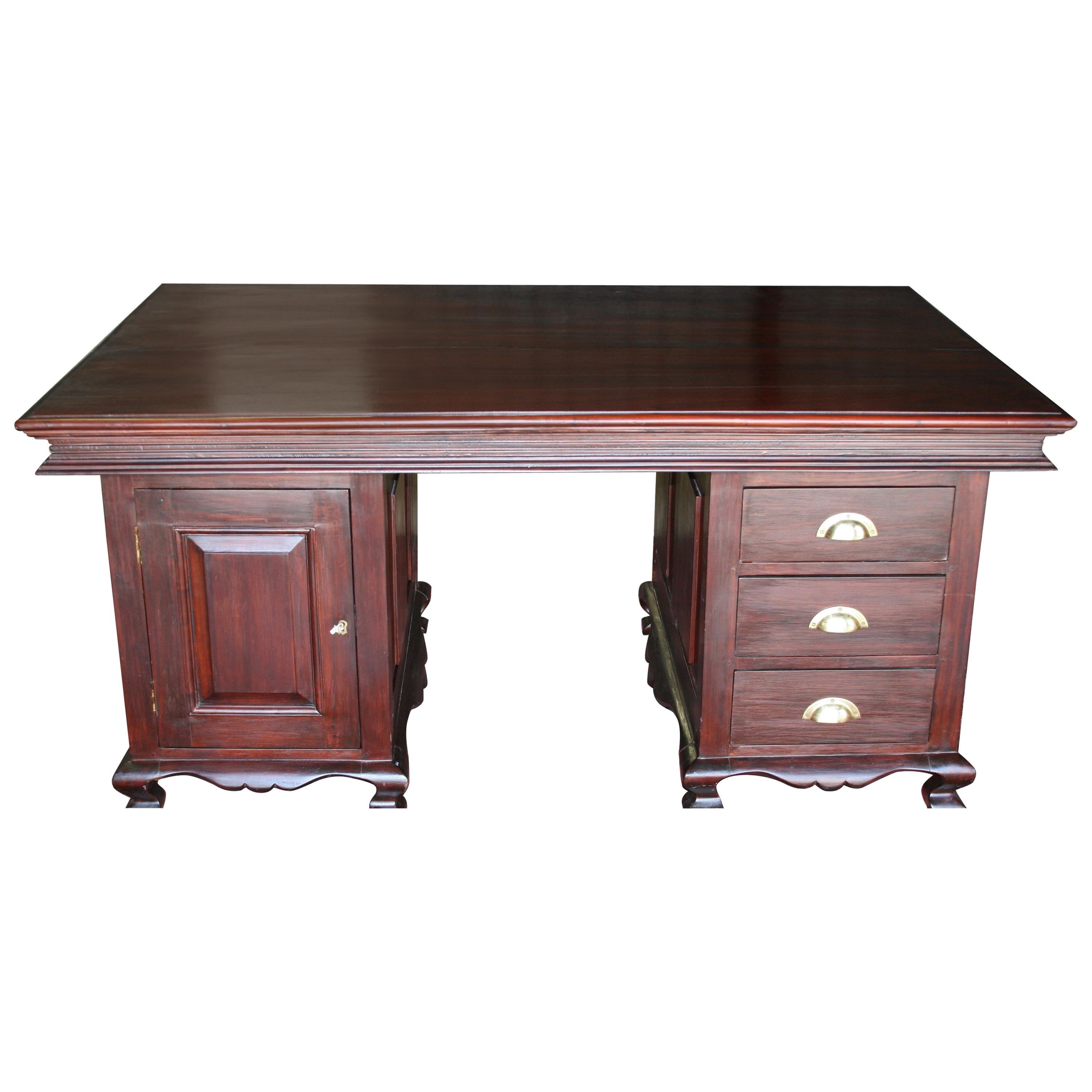 Early 20th Century Magnificent Custom Handcrafted Nedun Wood Desk         For Sale