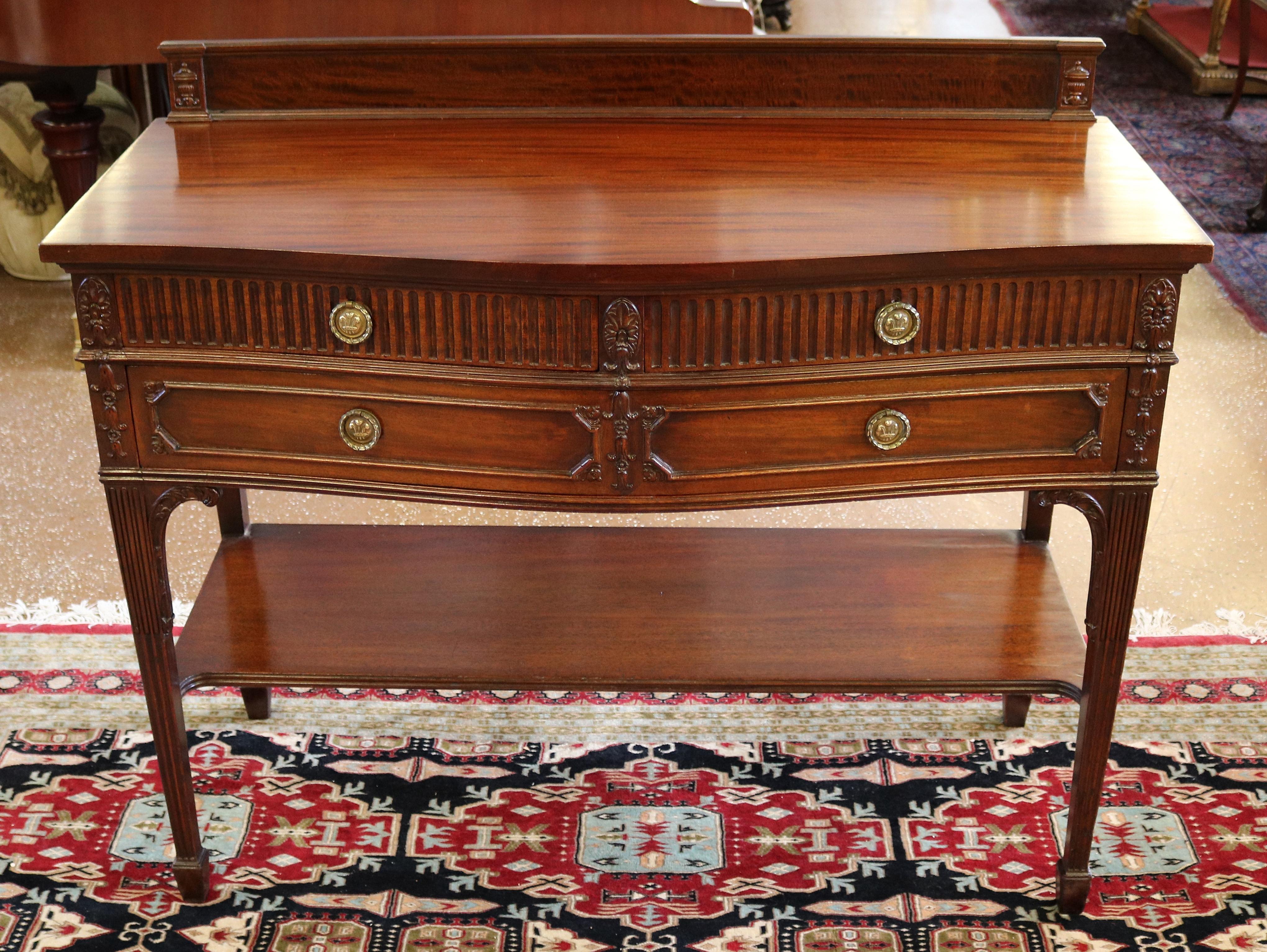 ​Early 20th Century Mahogany Adams Style Sideboard Server Buffet Made In Boston

Dimensions : 48.25