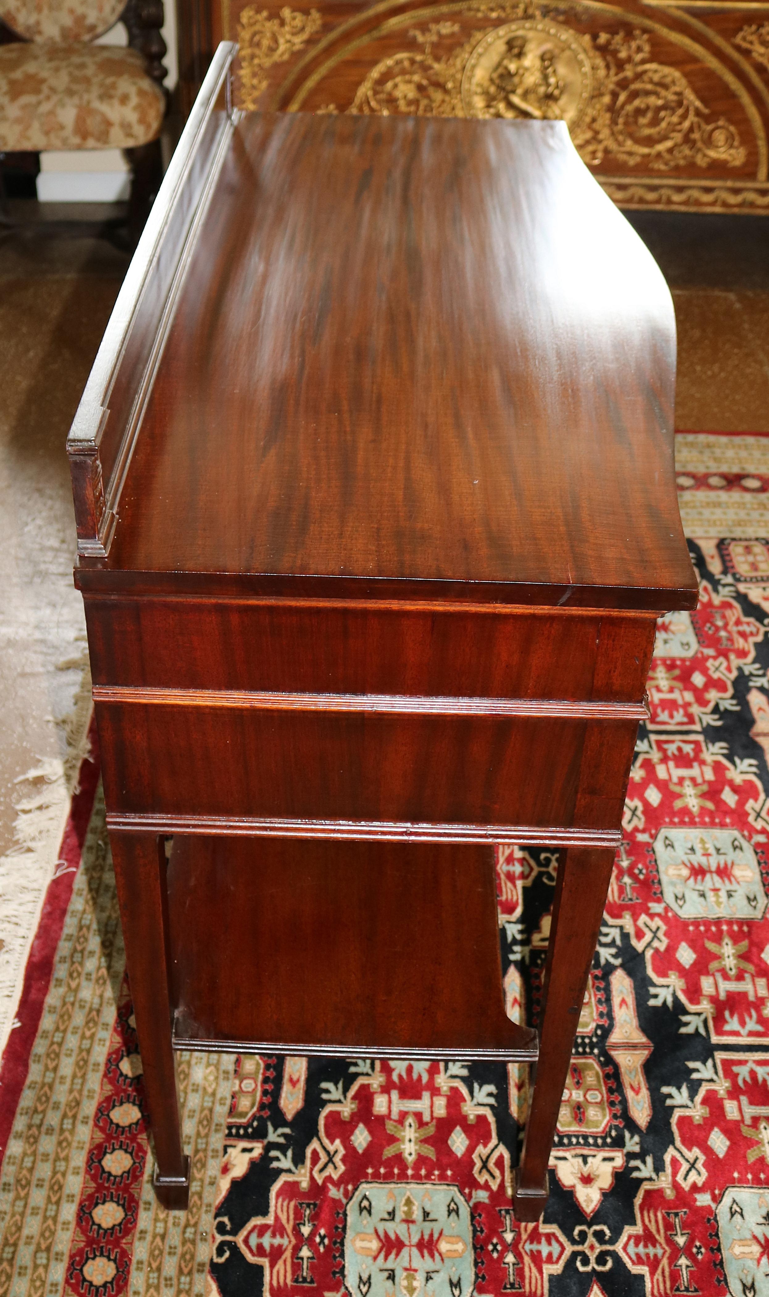 Mid-20th Century Early 20th Century Mahogany Adams Style Sideboard Server Buffet Made In Boston  For Sale
