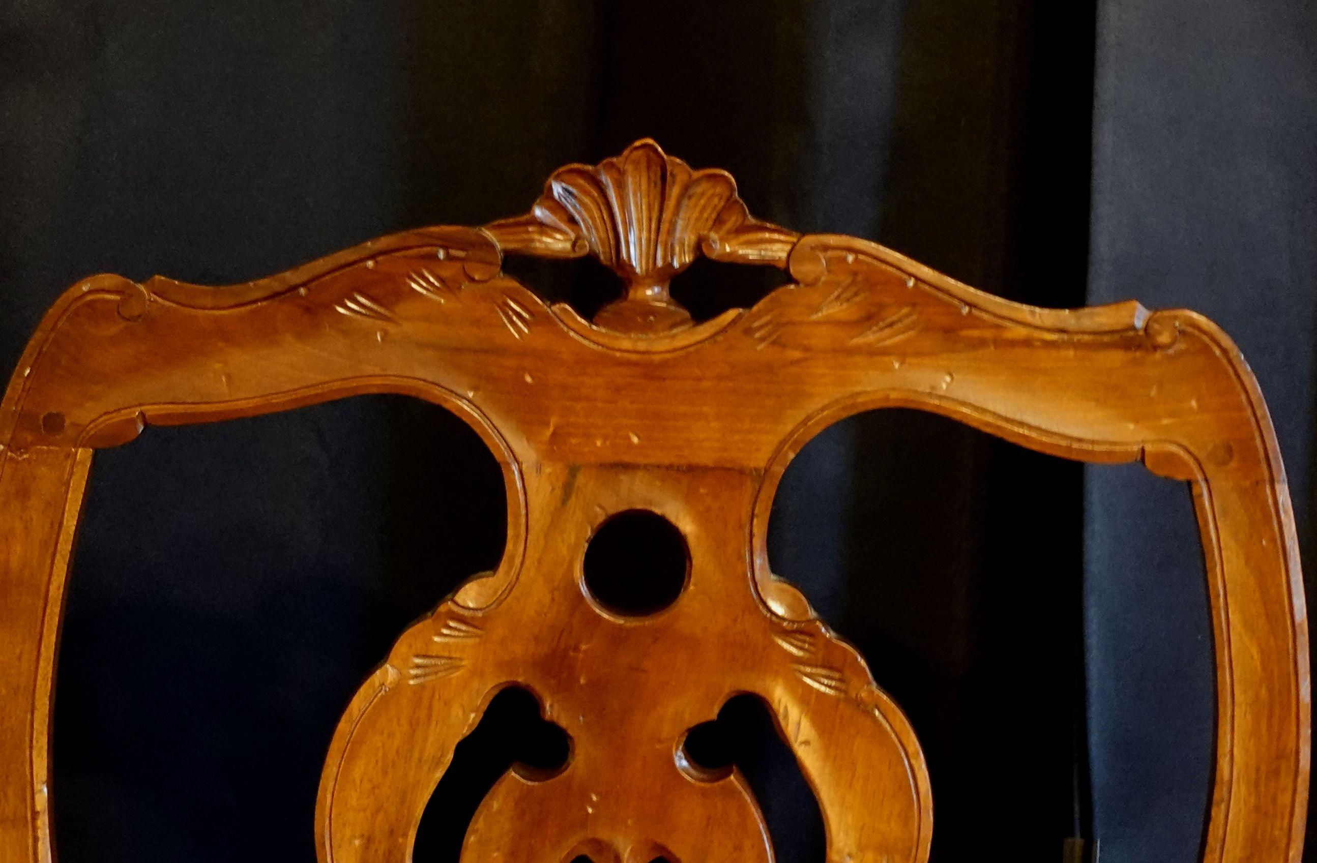 Nord-américain Fauteuil de style Chippendale en acajou du début du XXe siècle avec assise cannelée en vente