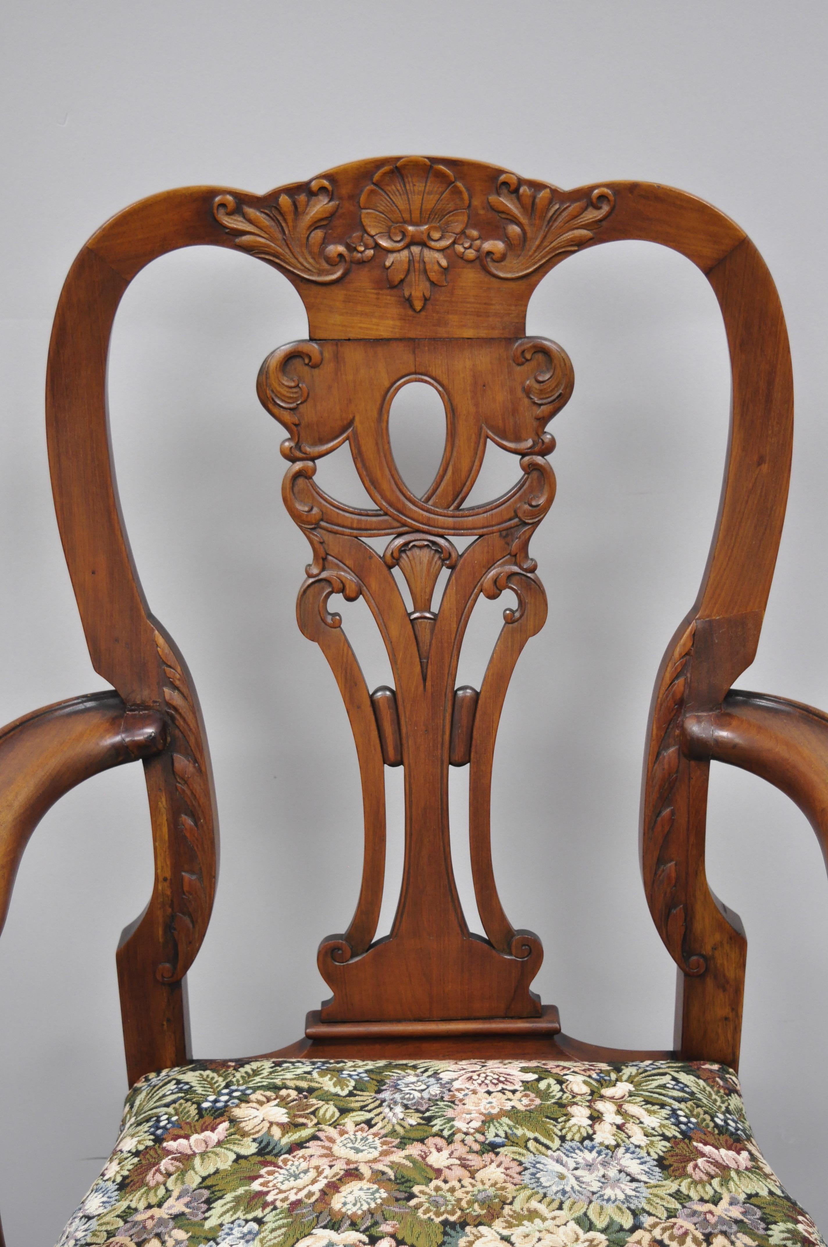 Early 20th Century Mahogany Chippendale Style Armchairs Carved with Eagle Heads For Sale 6