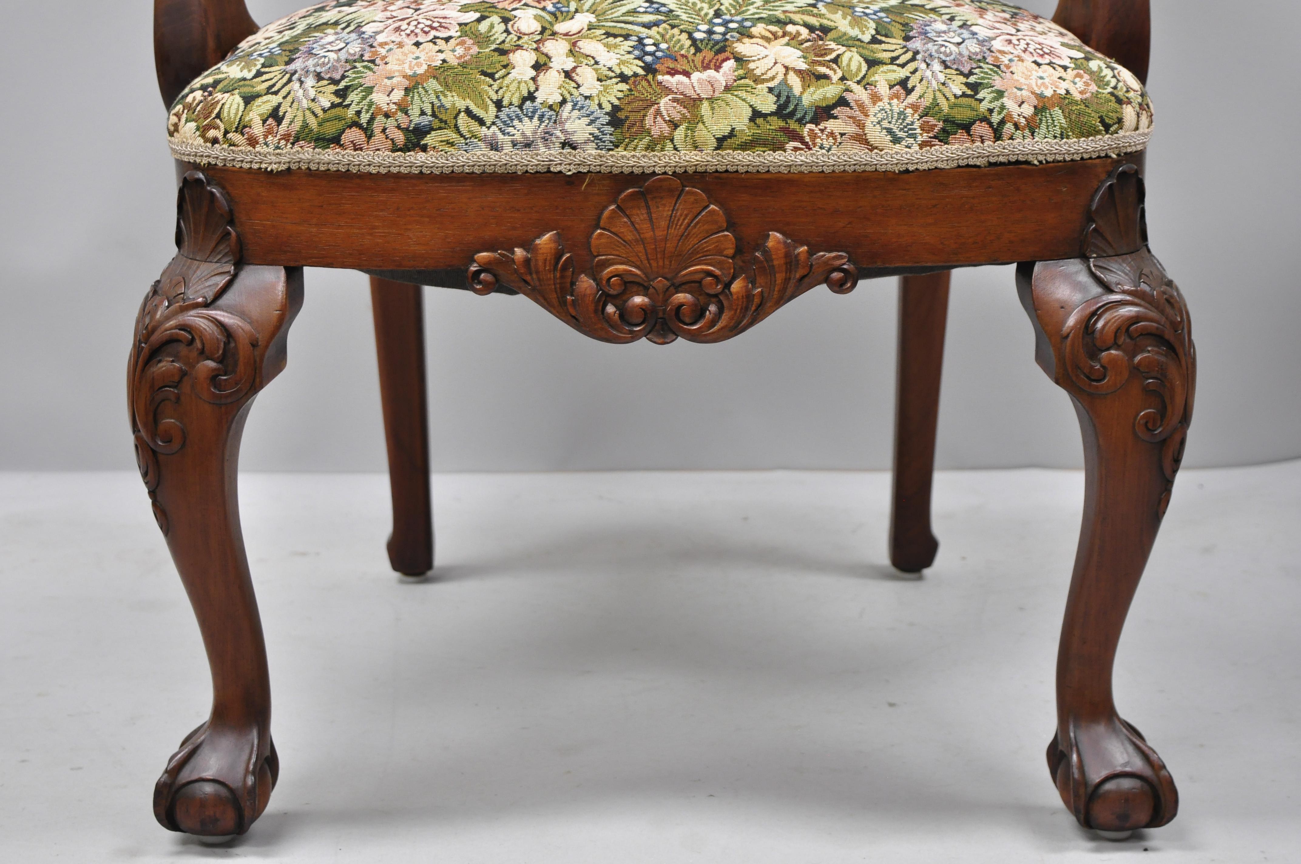 Early 20th Century Mahogany Chippendale Style Armchairs Carved with Eagle Heads In Good Condition For Sale In Philadelphia, PA