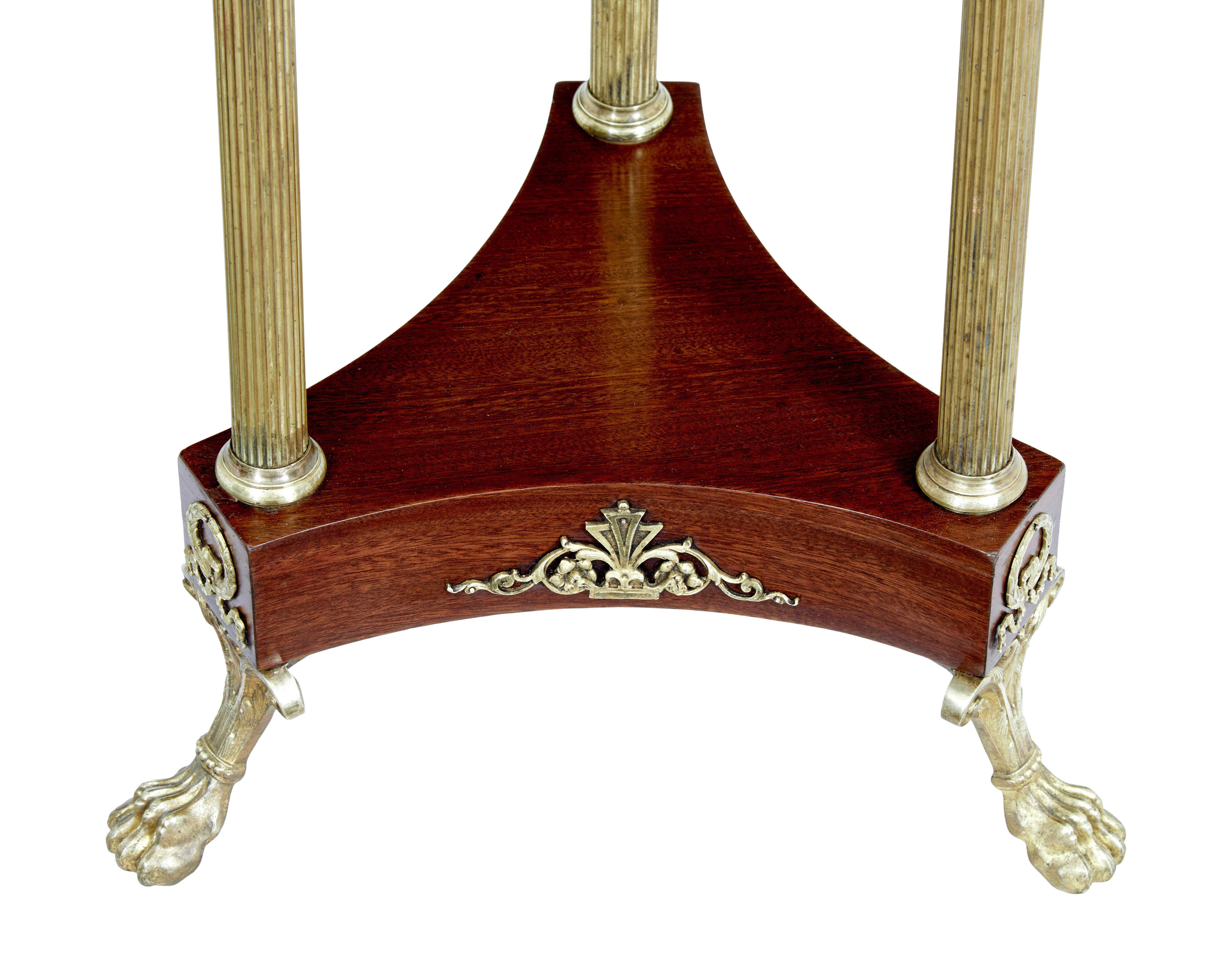 Mesa auxiliar de caoba renacimiento imperio de principios del siglo XX Renacimiento del imperio