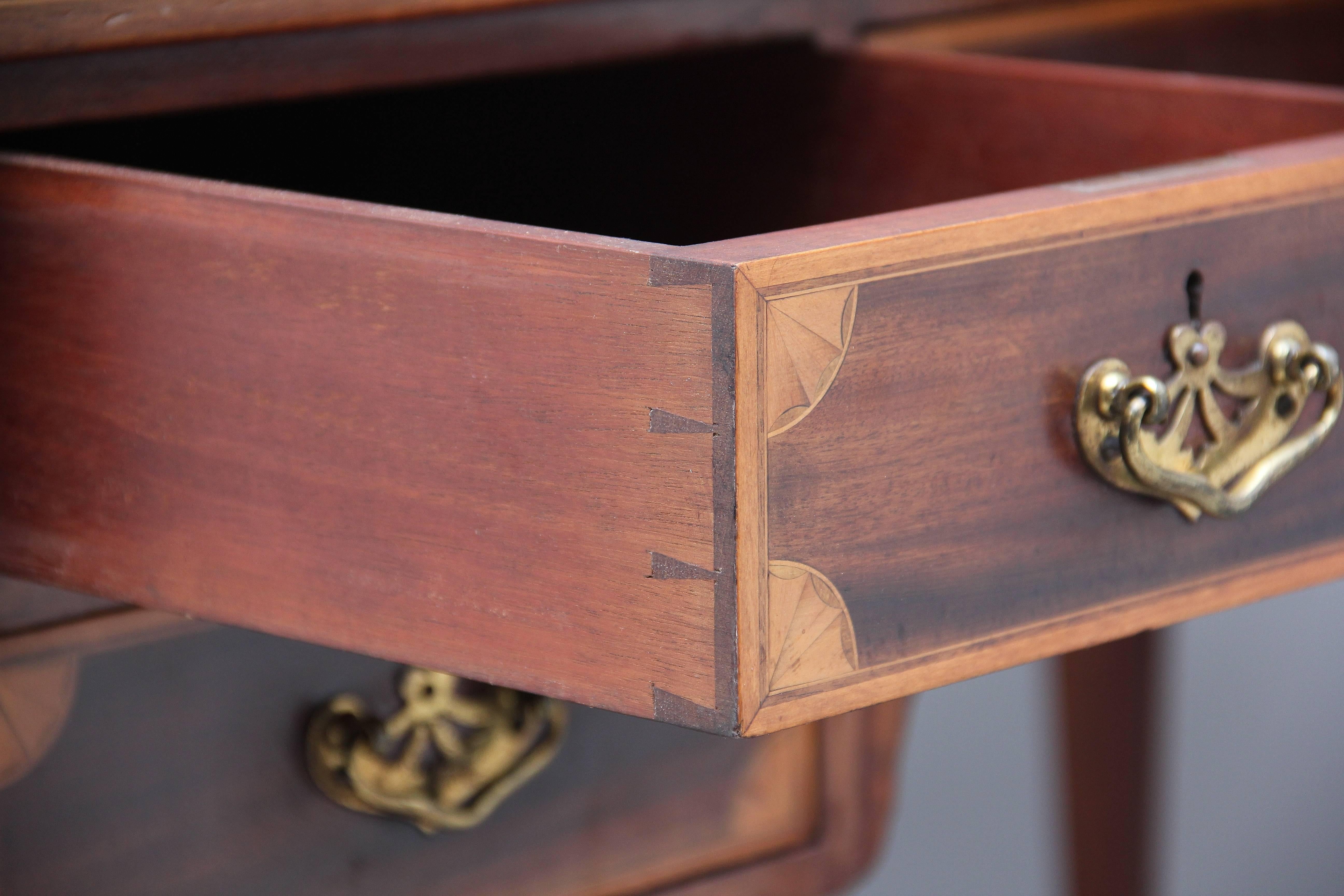Early 20th Century Mahogany Inlaid Desk 5