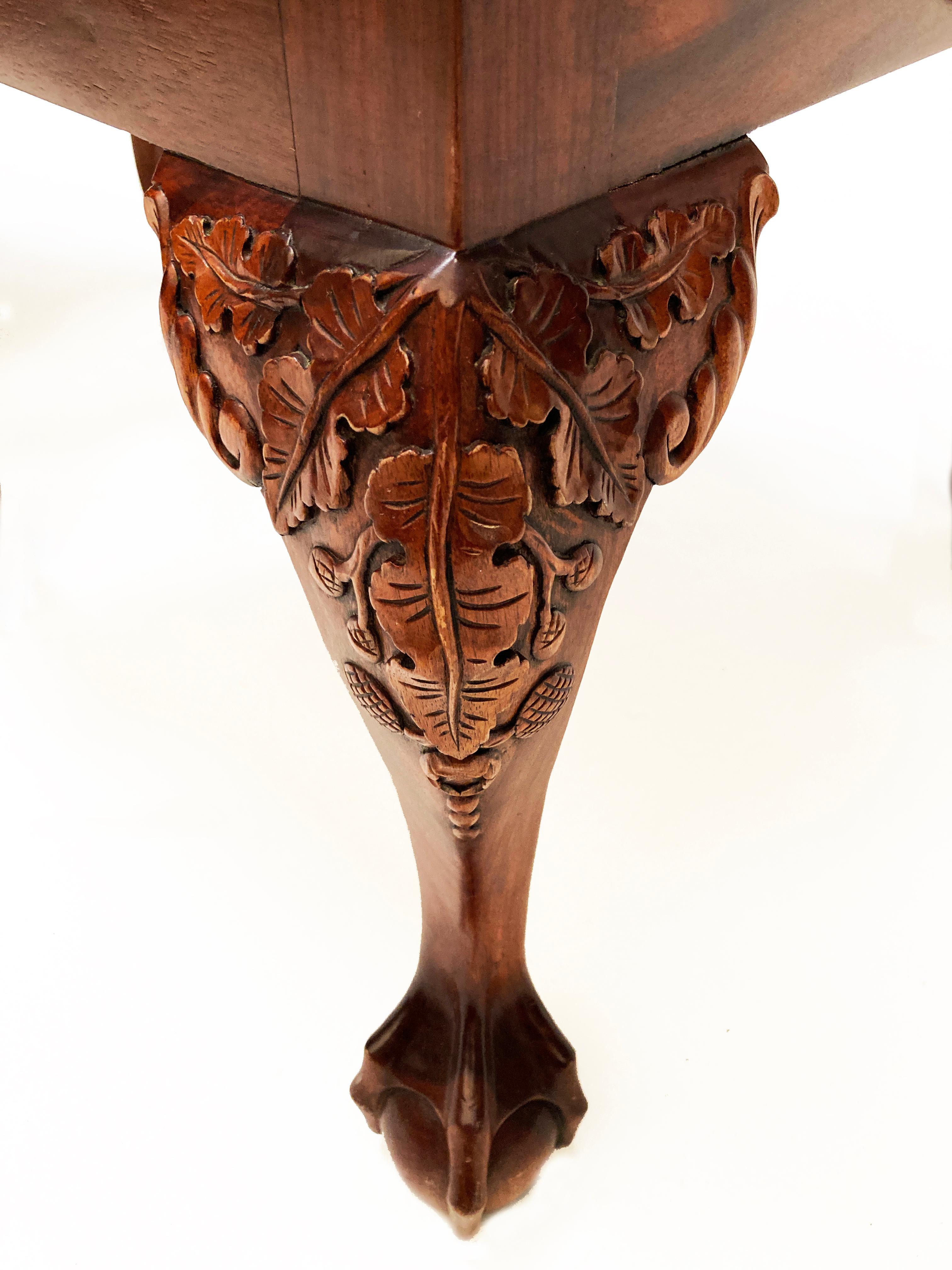 Irische antike Replica Chippendale-Stühle aus Mahagoni des frühen 20. Jahrhunderts – 2er-Set im Angebot 9