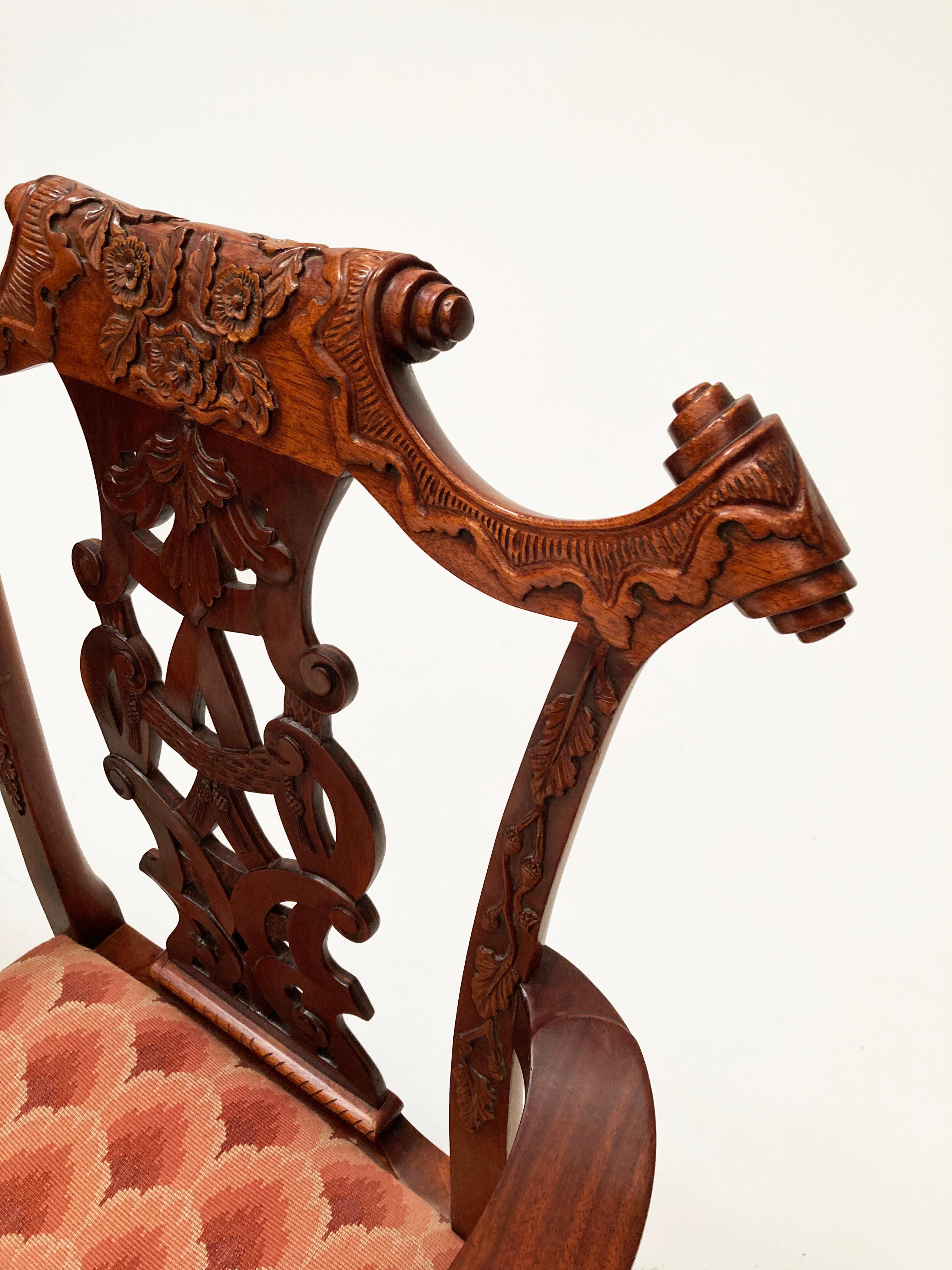 Irische antike Replica Chippendale-Stühle aus Mahagoni des frühen 20. Jahrhunderts – 2er-Set im Angebot 2