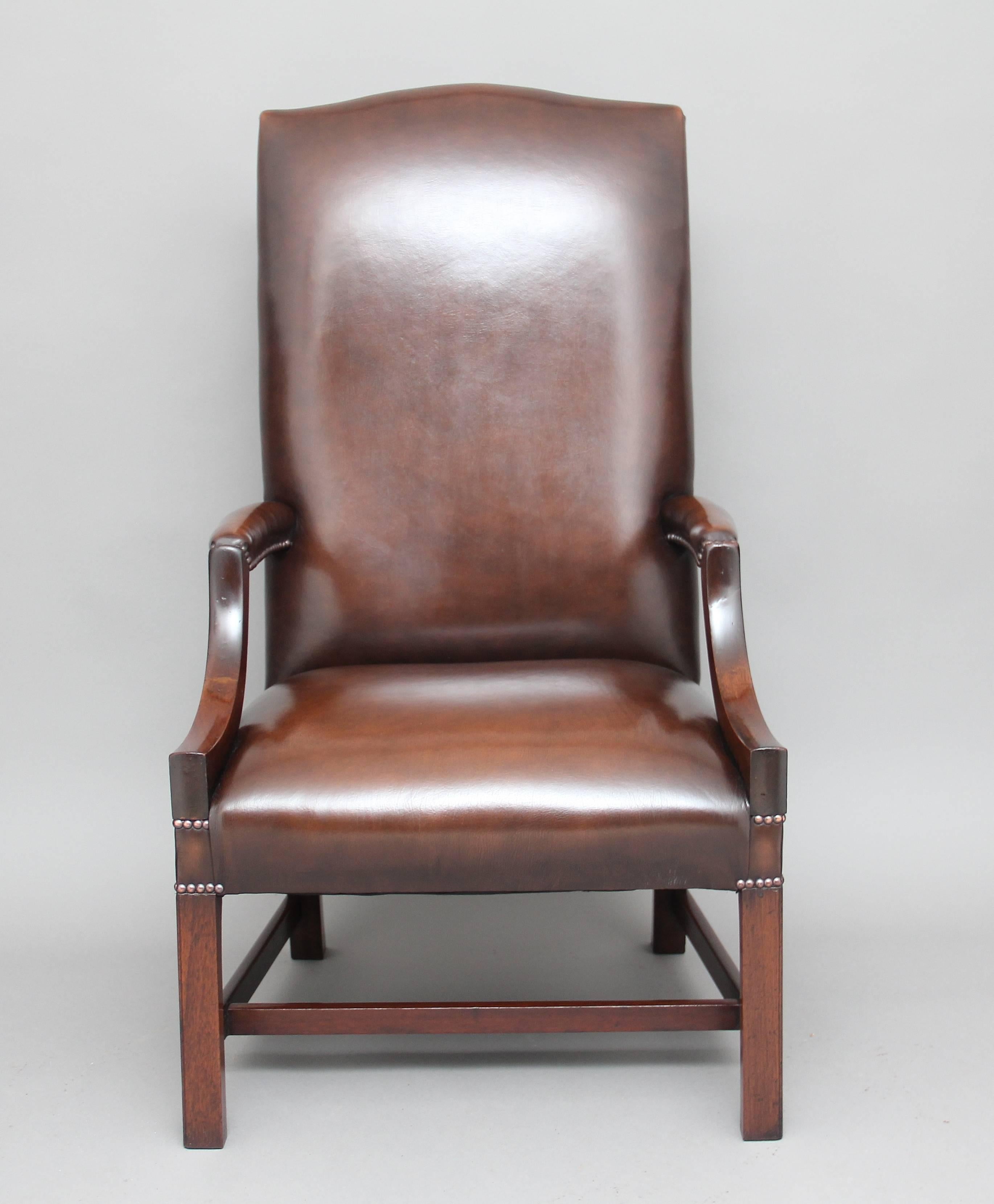 English Early 20th Century Mahogany Library Chair