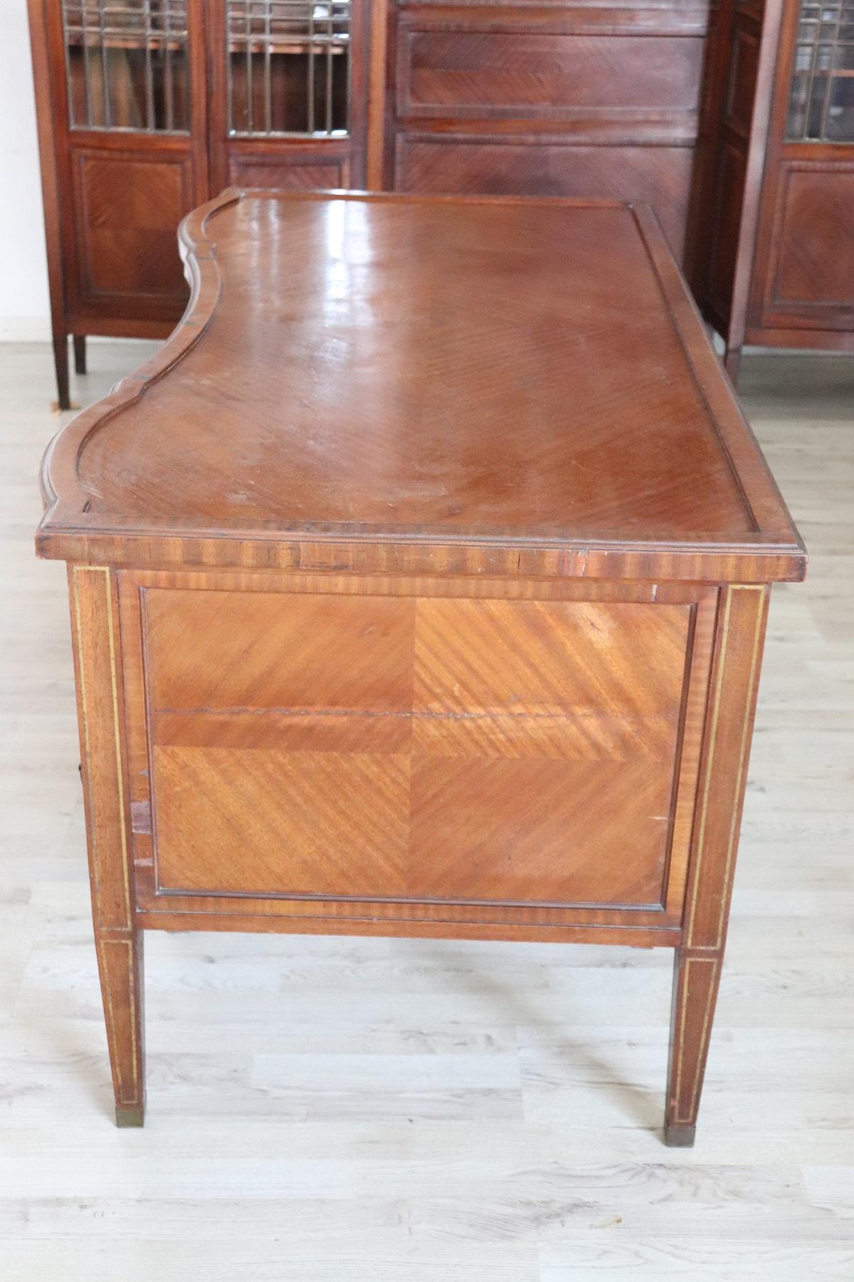 Early 20th Century Mahogany Office Furniture Set with 3 Bookcase 1 Desk 1 Chair 8