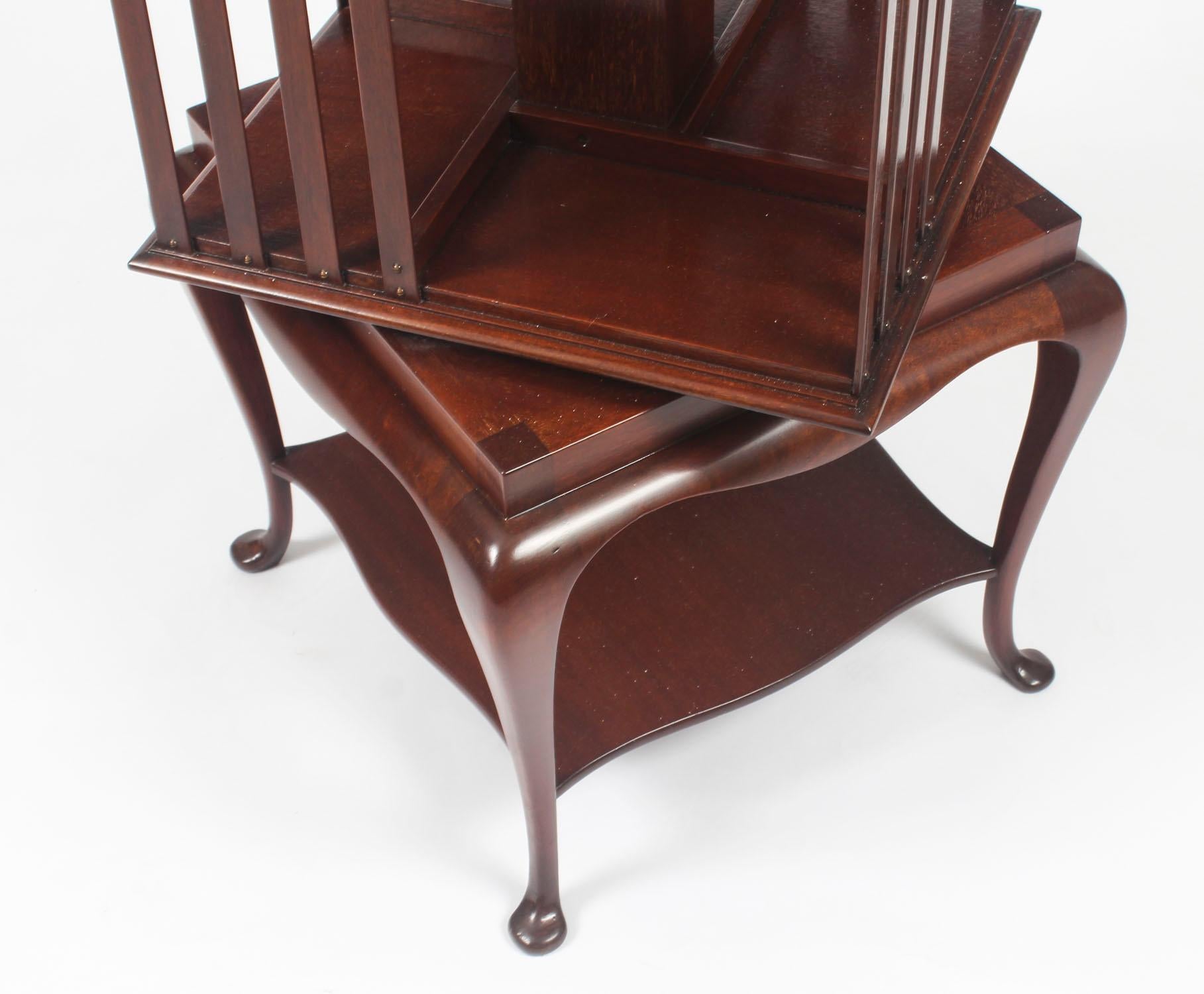 Early 20th Century Mahogany Revolving Bookcase Book Stand with Pedestal 4