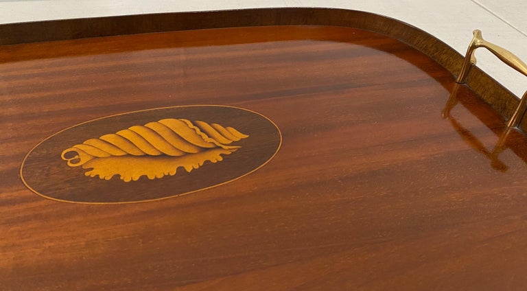 Early 20th Century Mahogany Serving / Bar Tray with Shell Inlay In Good Condition For Sale In San Francisco, CA