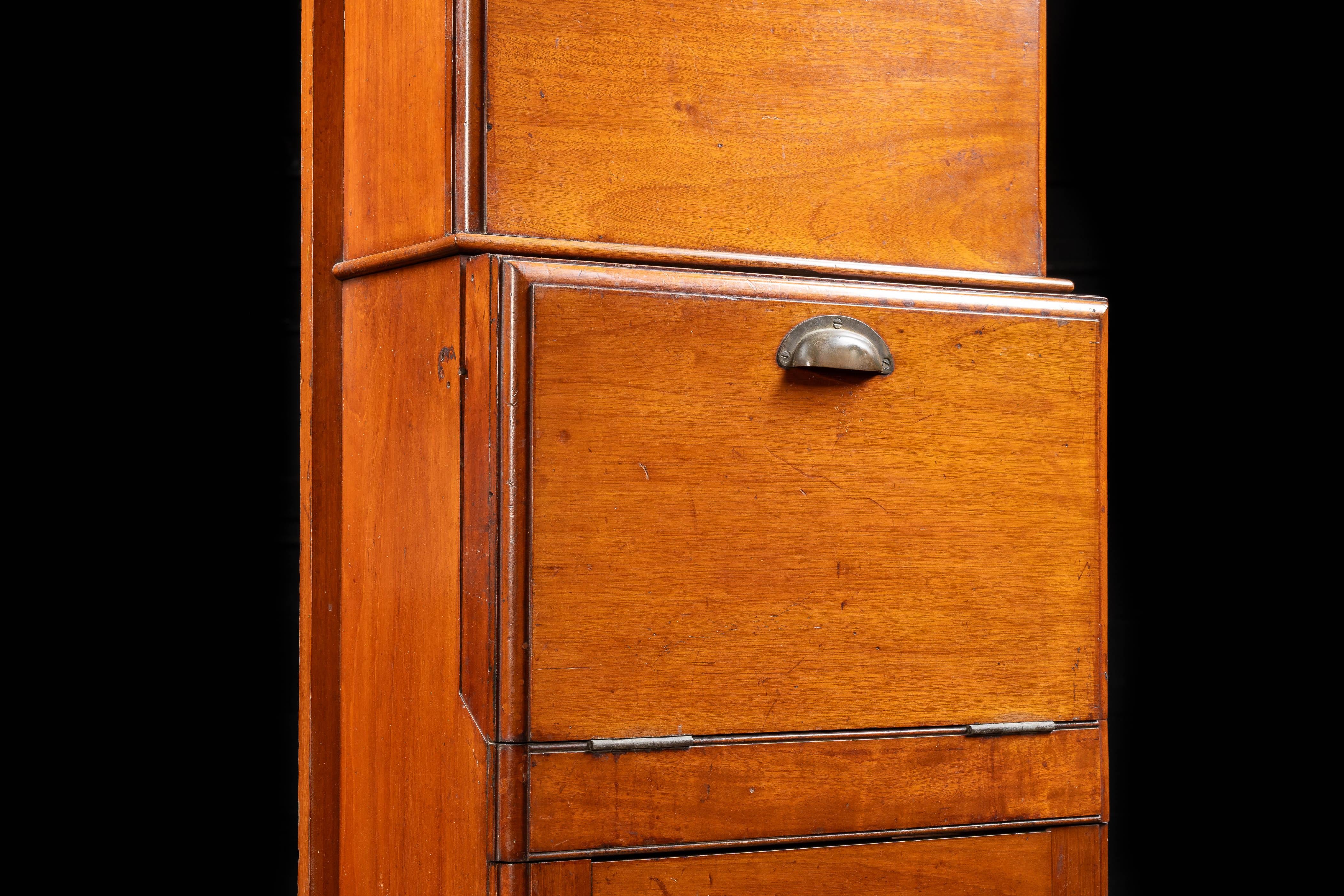 Early 20th Century Mahogany Ship Dresser and Wash Basin For Sale 5