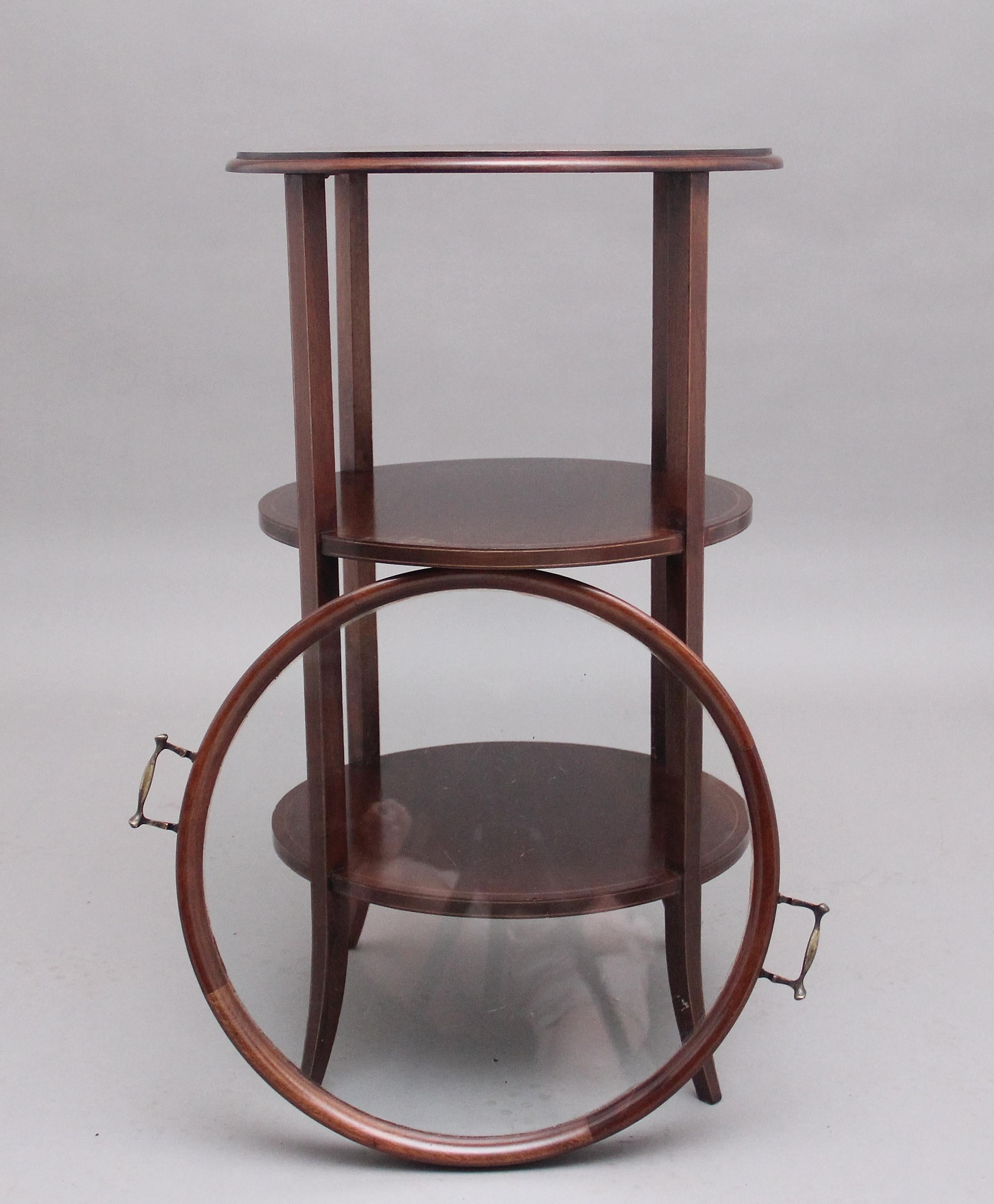 Early 20th Century Mahogany Tray Top Occasional Table For Sale 6