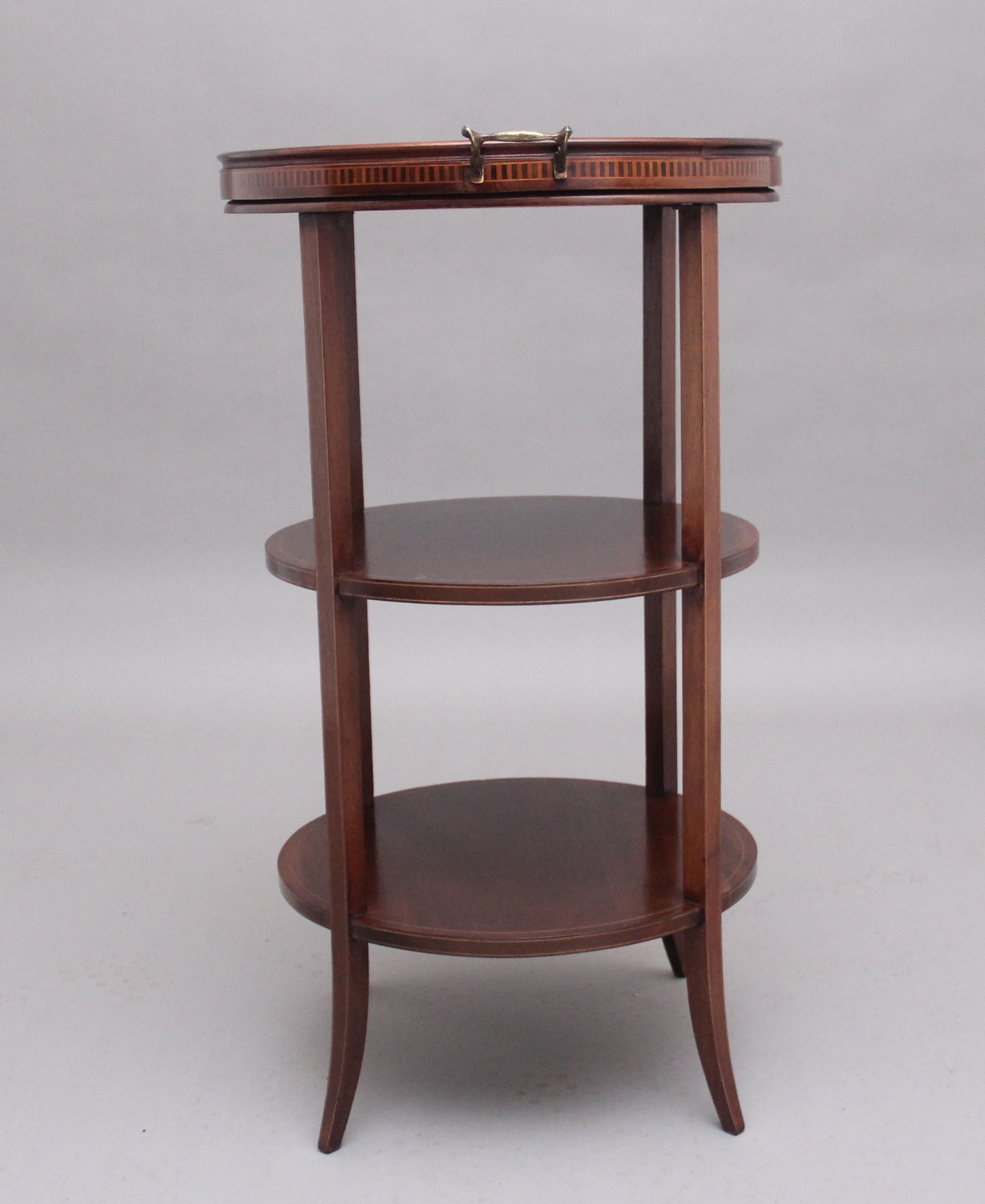 Early 20th Century Mahogany Tray Top Occasional Table For Sale 1