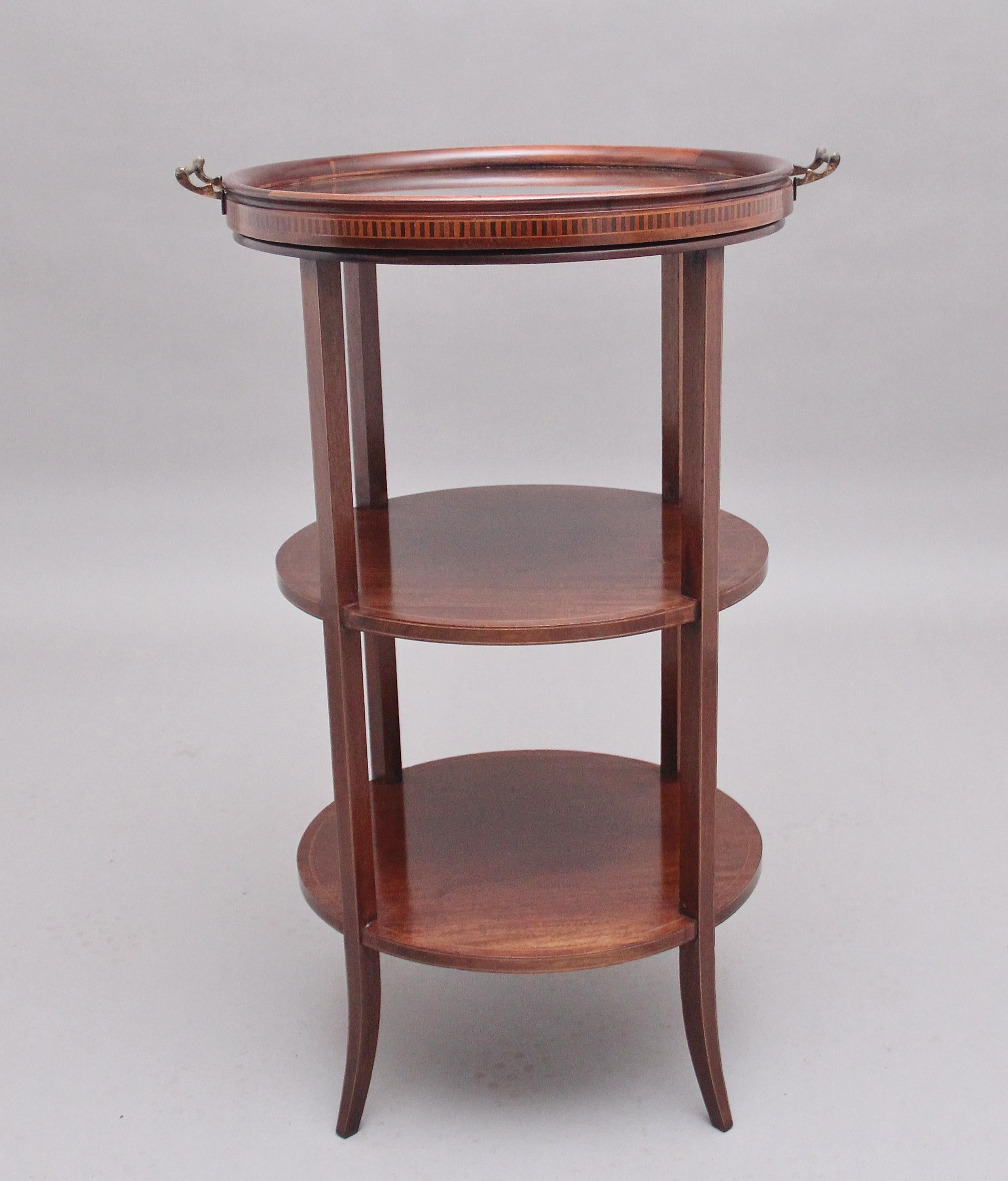 Early 20th Century Mahogany Tray Top Occasional Table For Sale 2