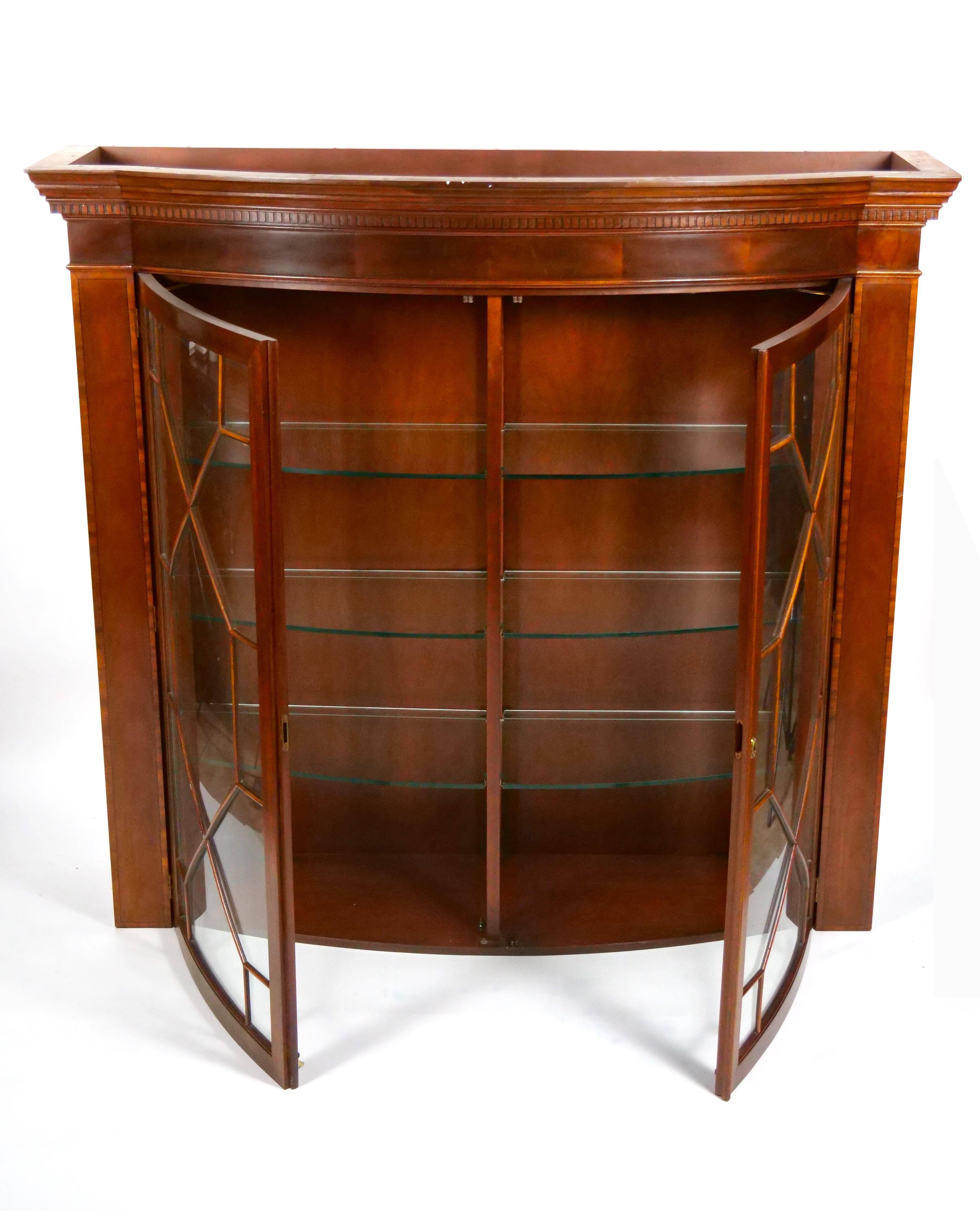 Early 20th Century  Mahogany Wood Demilune Shape Historical Charleston Cabinet In Good Condition For Sale In Tarry Town, NY