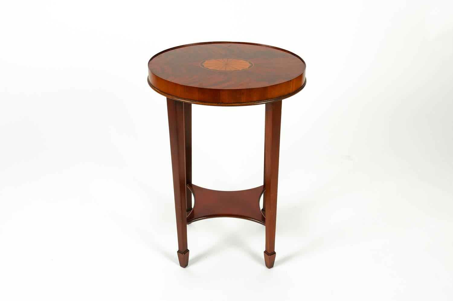 Early 20th Century Mahogany Wood Oval Table 5