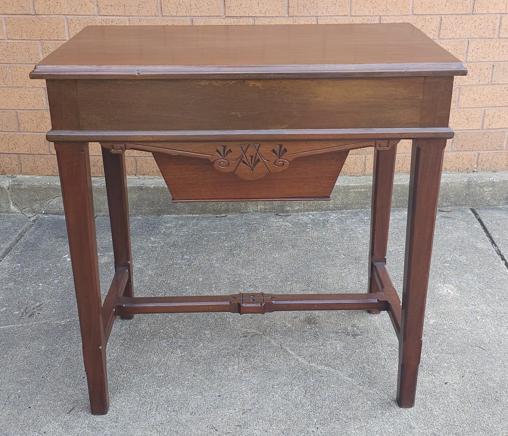 Early 20th Century Mahogany Work Table Sewing Table For Sale 2