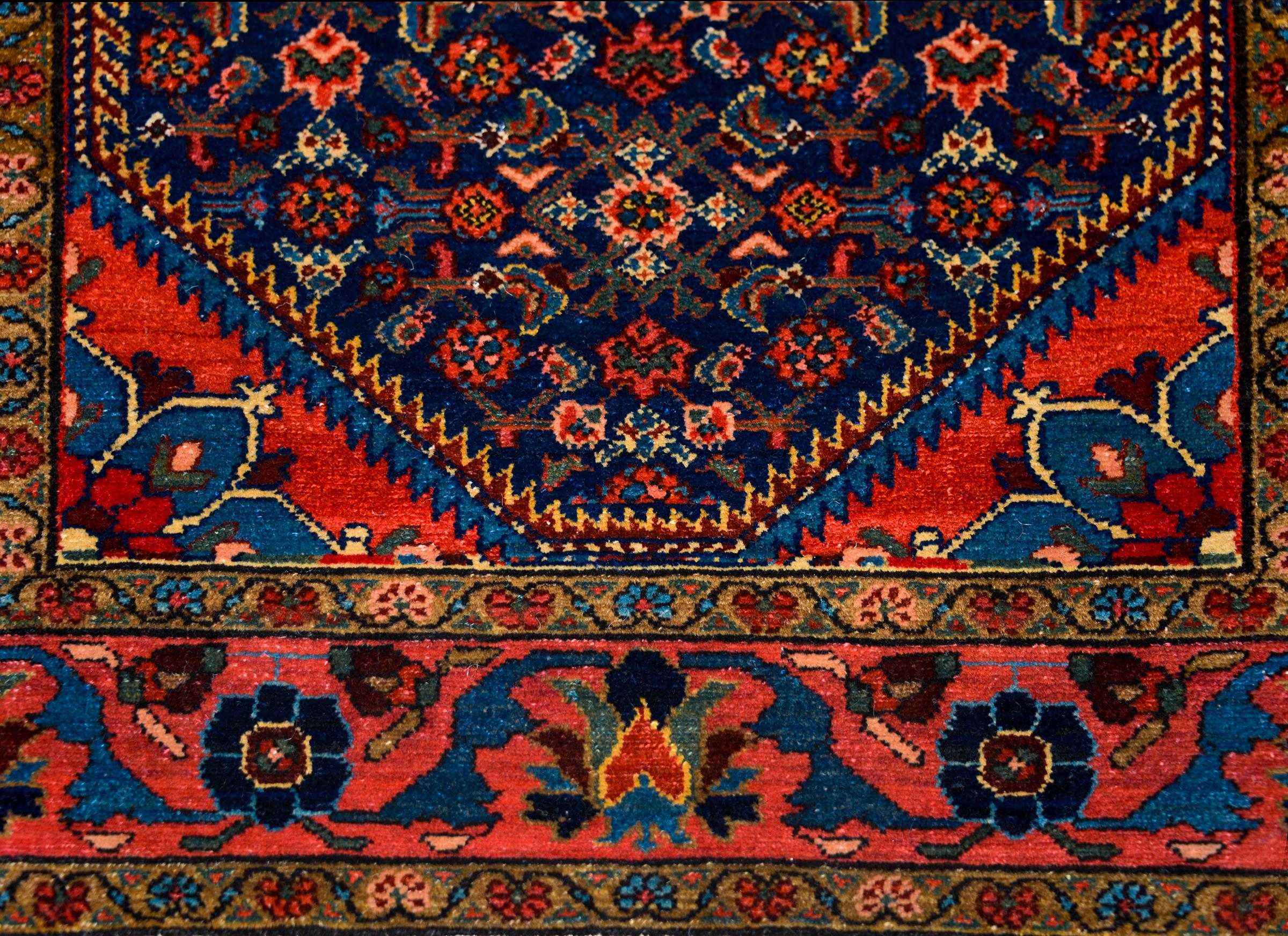 Mid-20th Century Early 20th Century Malayer Rug