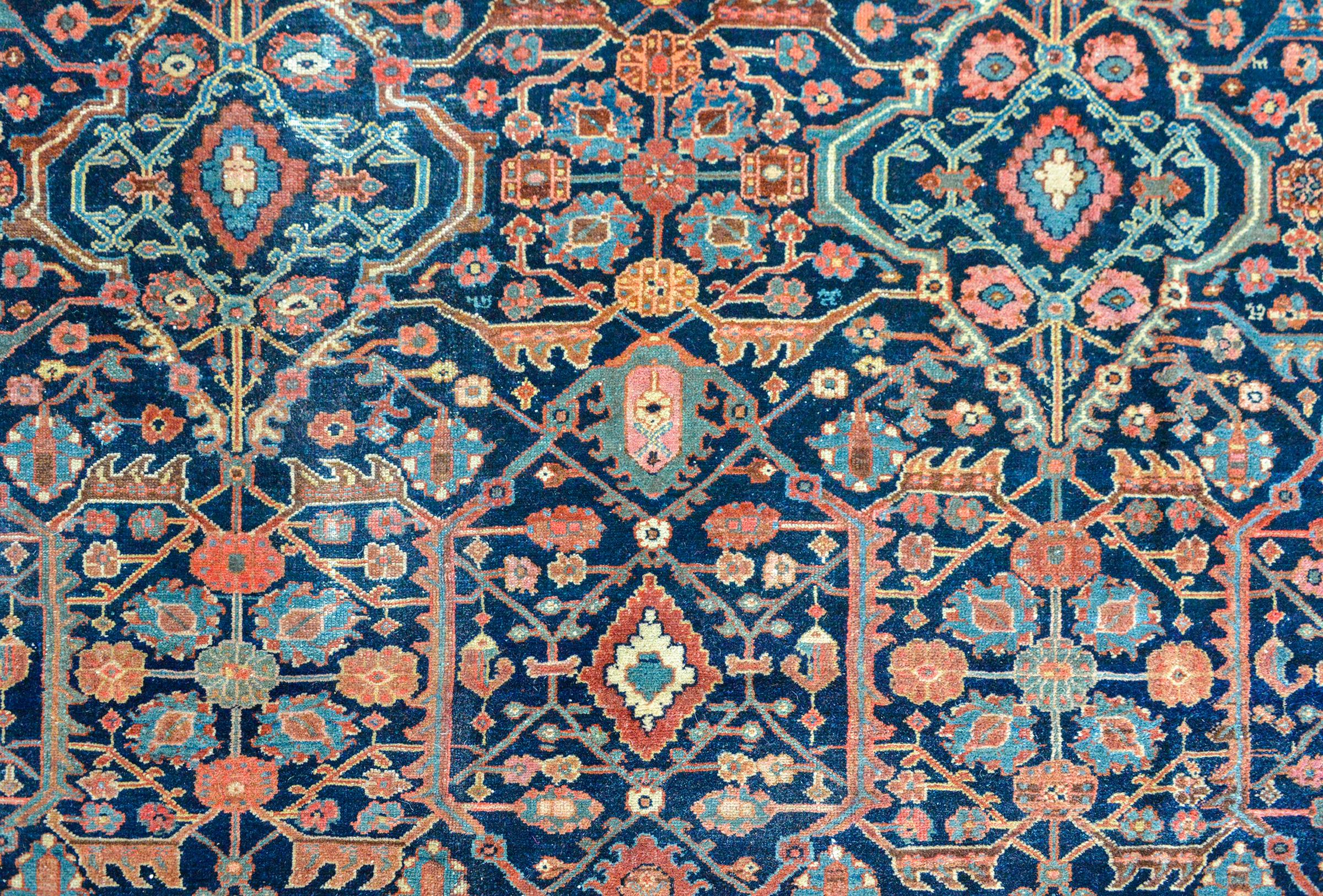 Early 20th Century Malayer Rug For Sale 1