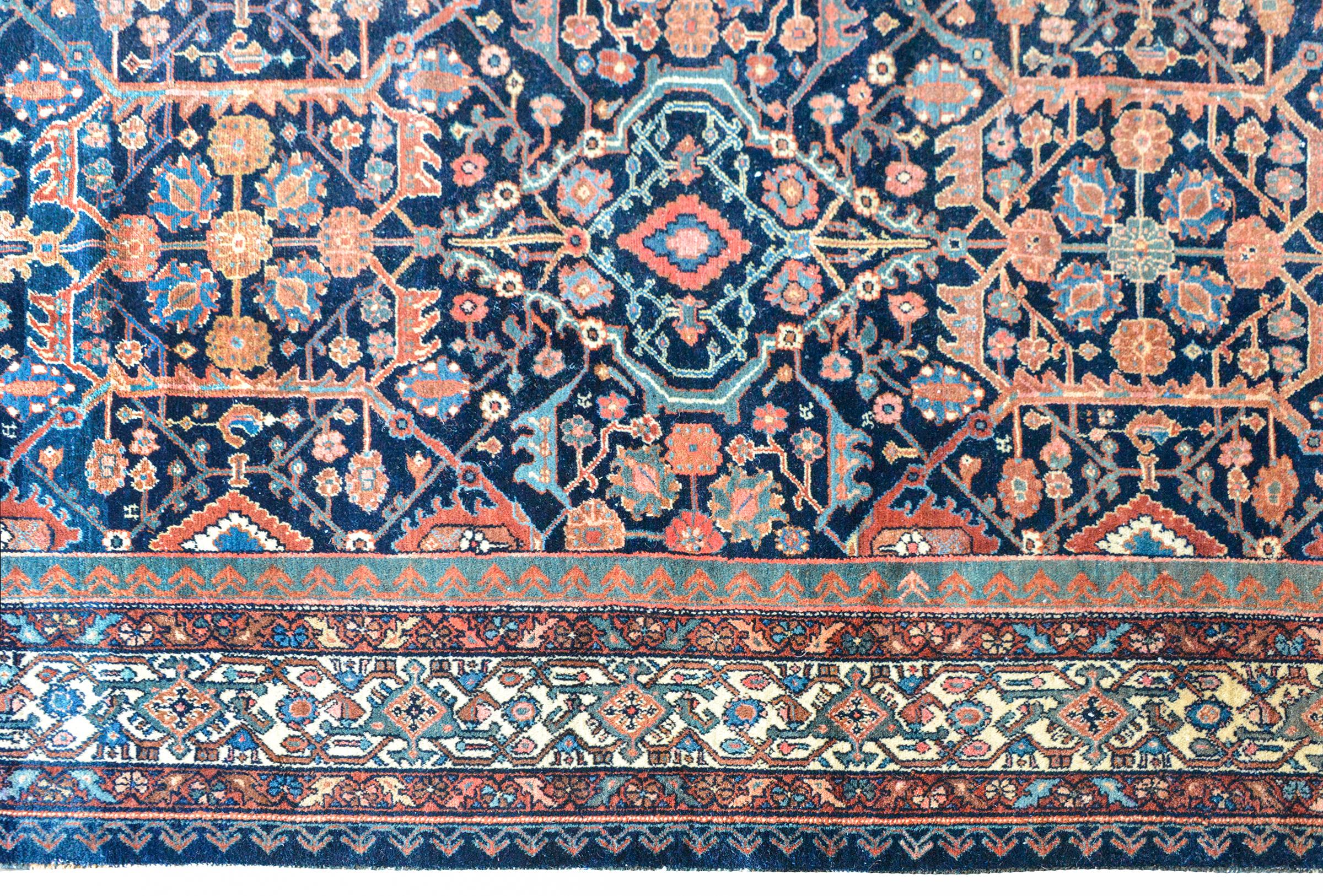 Early 20th Century Malayer Rug For Sale 3