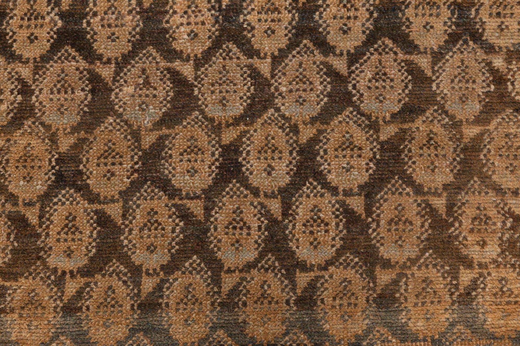 Early 20th century Malayer runner
Size: 3'3