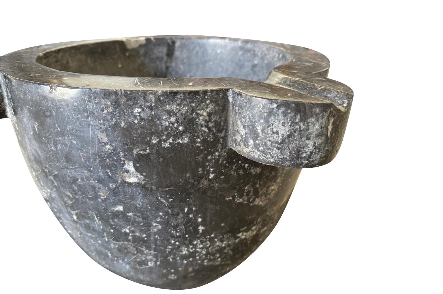 Mortero de mármol de principios del siglo XX Francés en venta