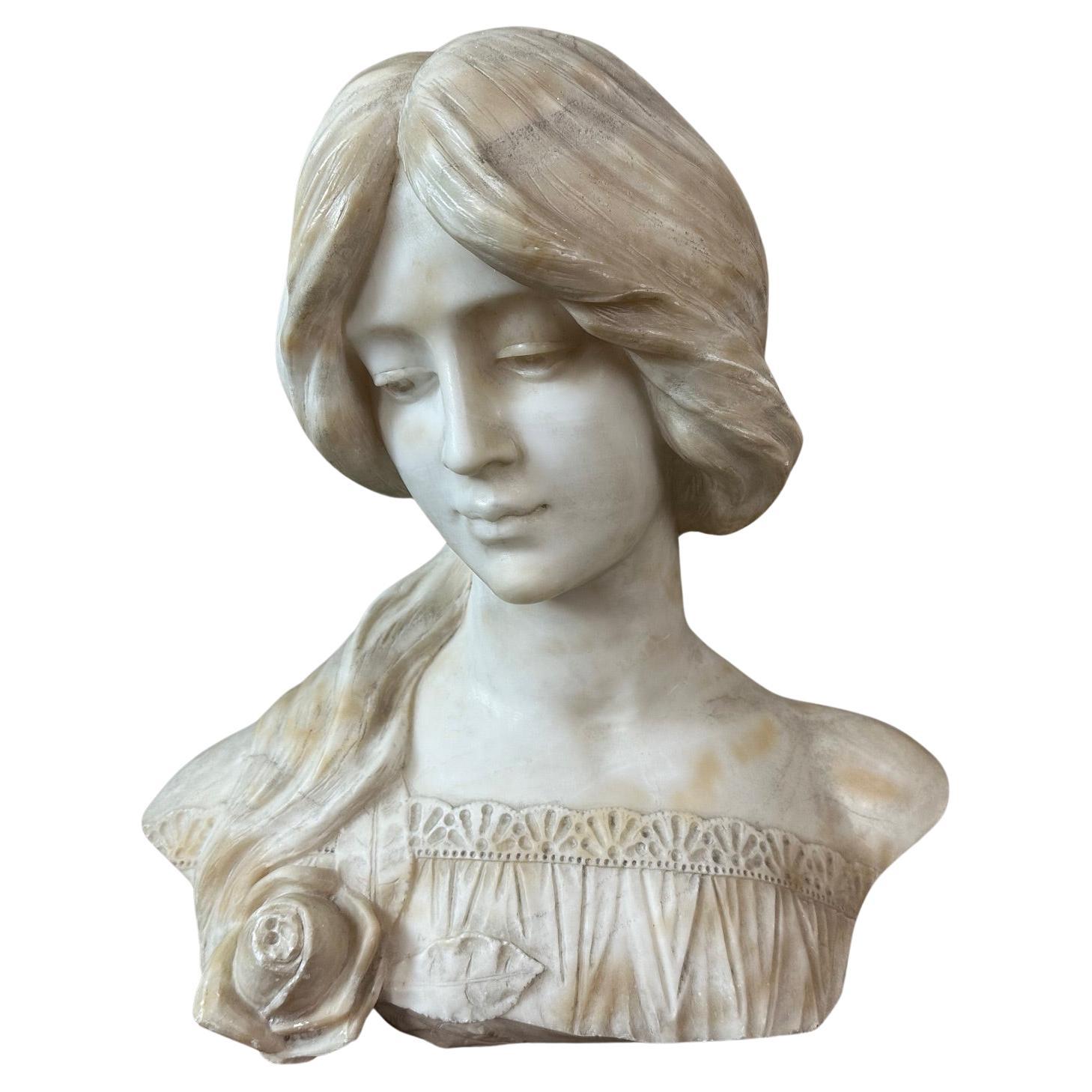 Anfang des 20. Jahrhunderts Frauenbüste aus Marmor Signiert Hillebrand, 1900er Jahre