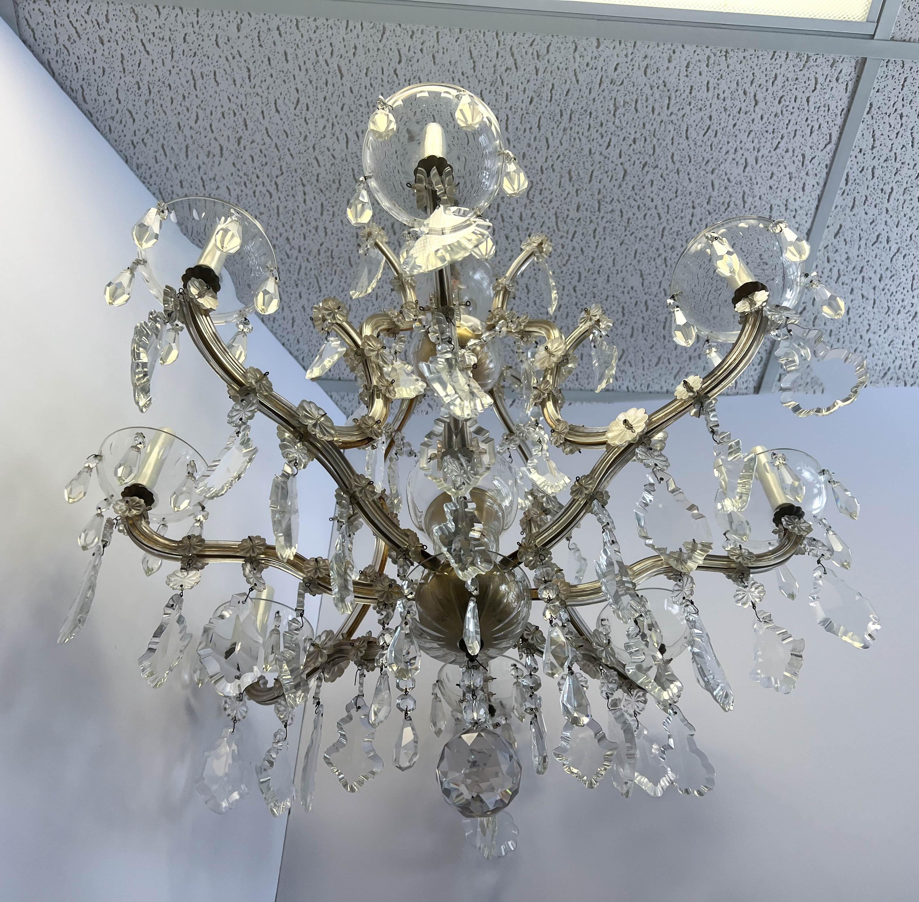 Early 20th Century Maria Theresa 8 Arm Crystal Chandelier 1