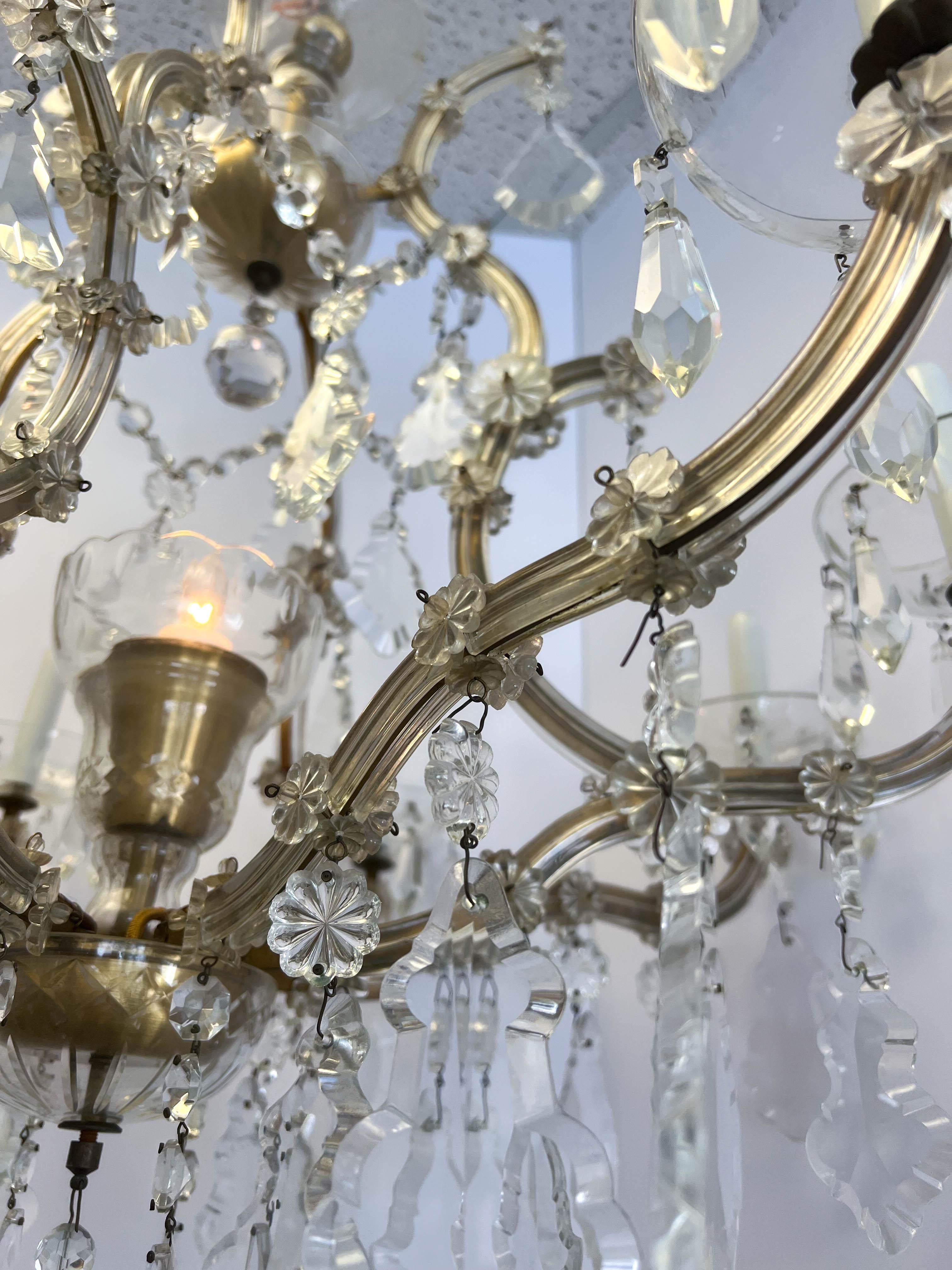 Early 20th Century Maria Theresa 8 Arm Crystal Chandelier 2