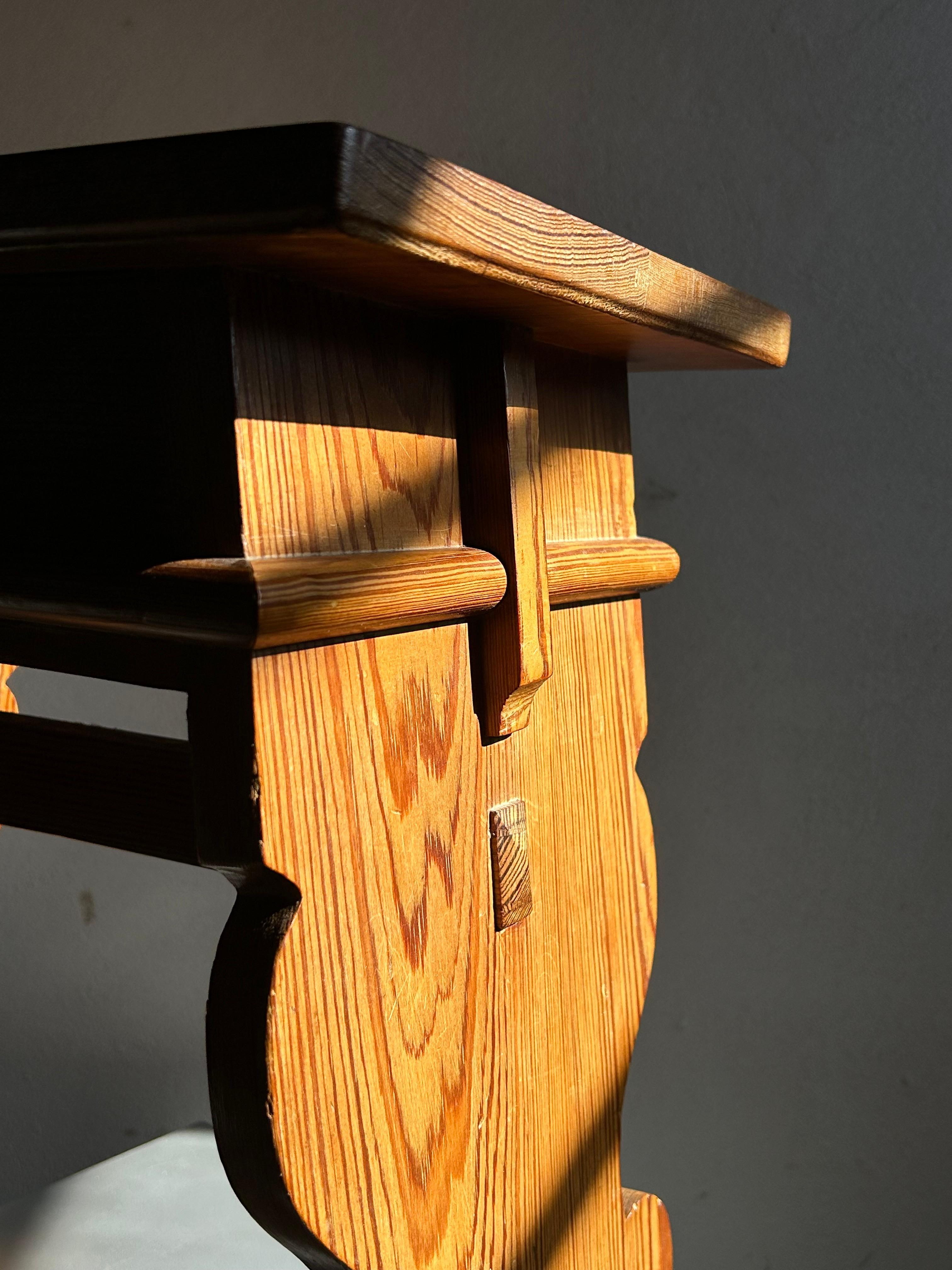 Arts and Crafts Début du 20e siècle Tabouret Martin Nyrop, pour la mairie de Copenhague, C. 1905 en vente