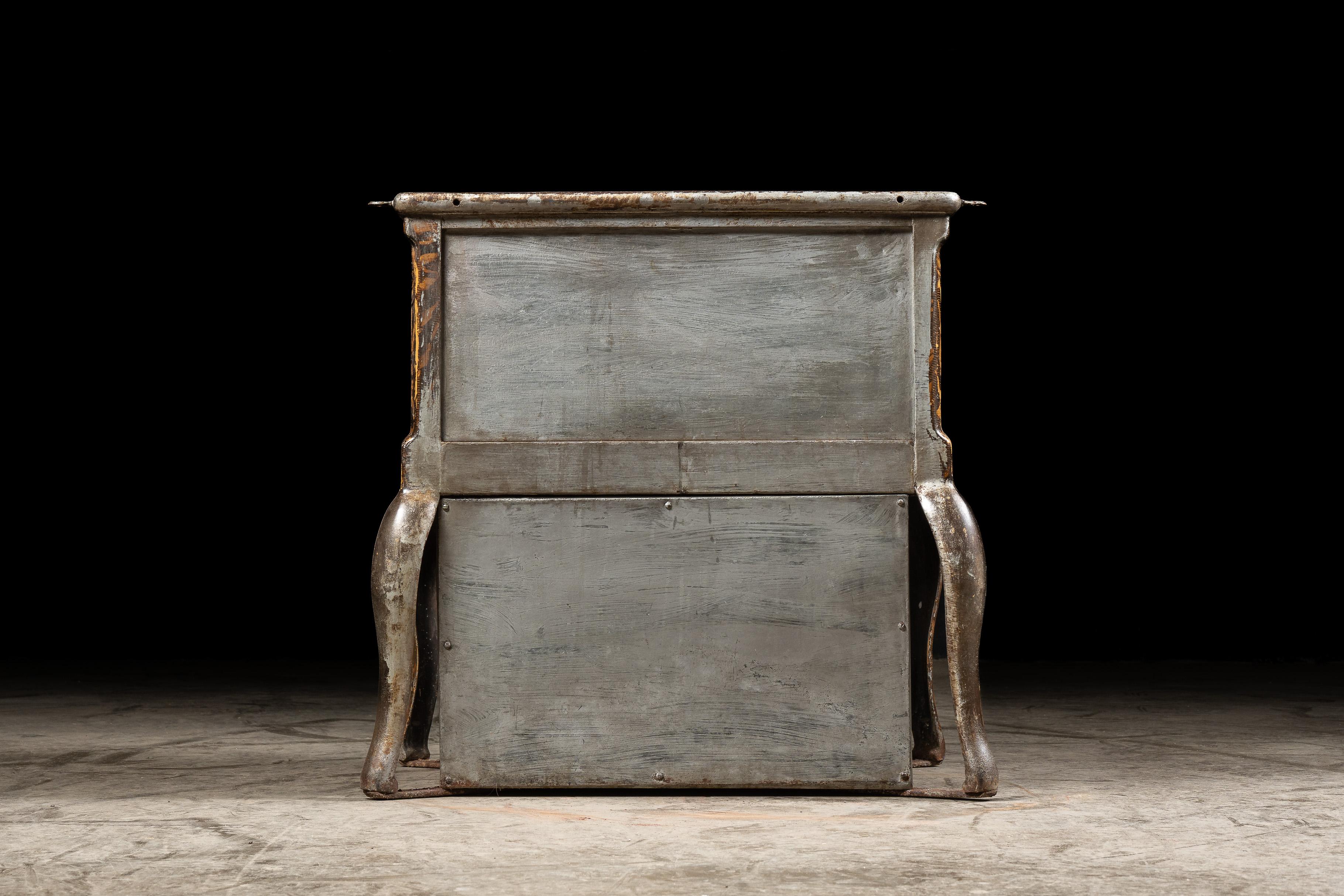 Early 20th Century Medical Display Case by Clark & Roberts For Sale 2