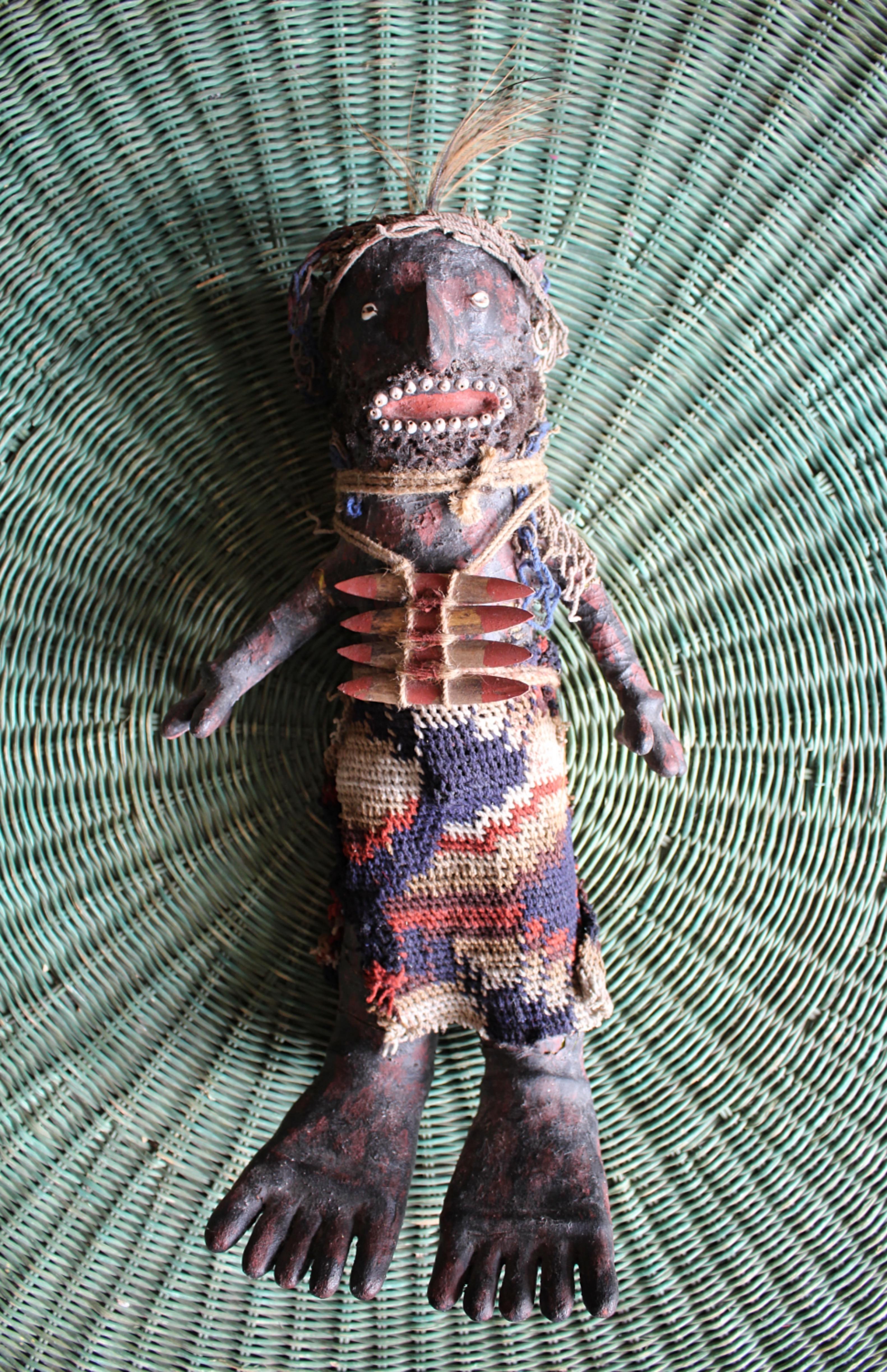 Frühe 20. Jahrhundert Mendi Entschädigung oder Revenge Doll Loloata Tribal Art (Papua-neuguineisch) im Angebot