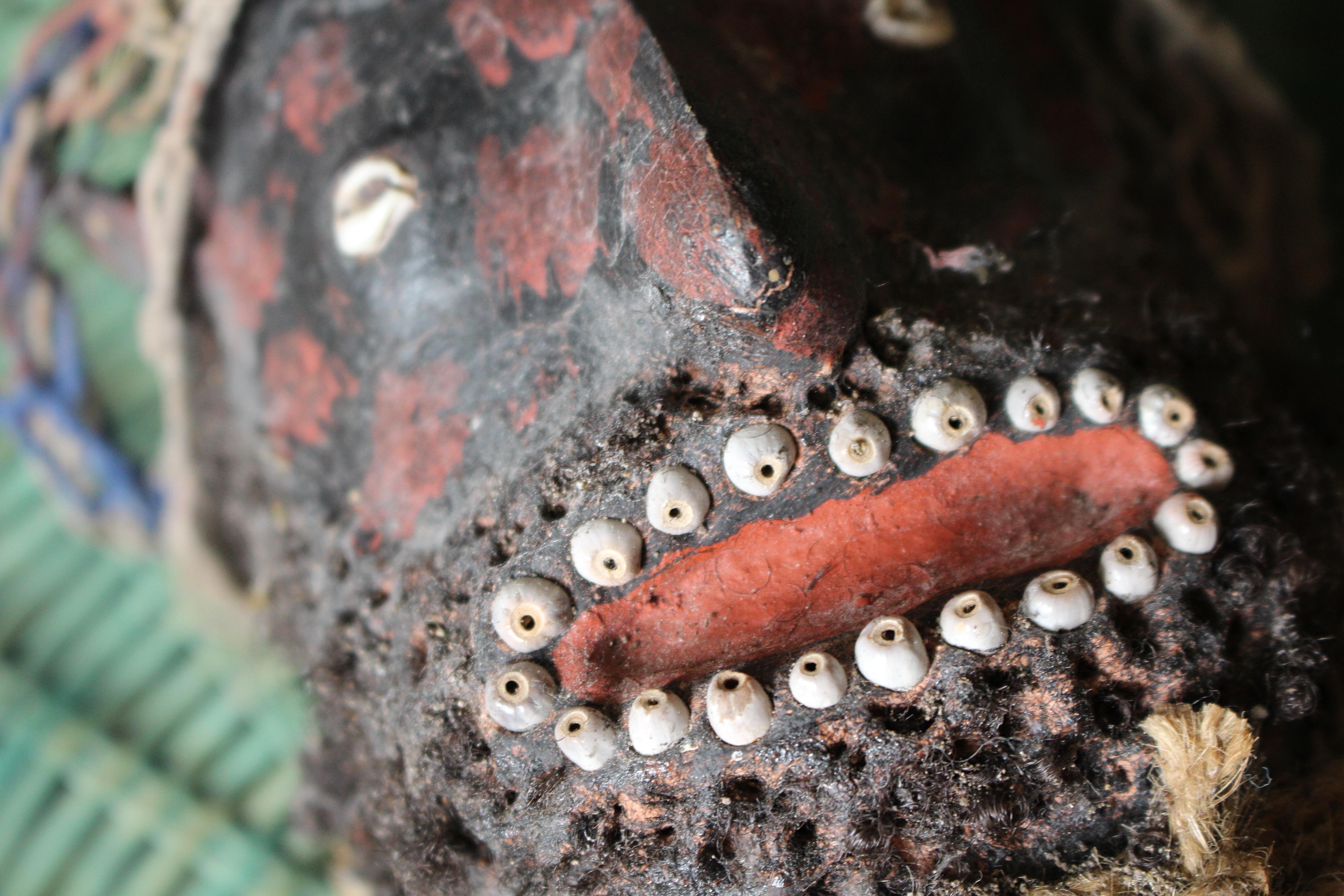 Frühe 20. Jahrhundert Mendi Entschädigung oder Revenge Doll Loloata Tribal Art im Zustand „Gut“ im Angebot in Lowestoft, GB