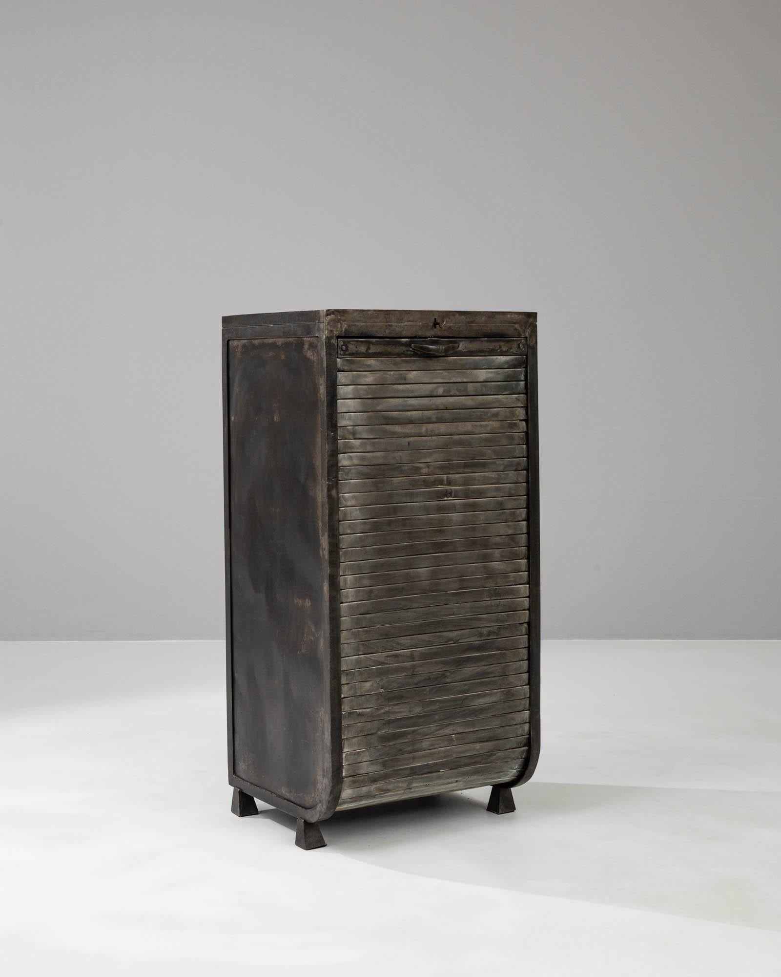 Early 20th Century Metal Cabinet For Sale 2