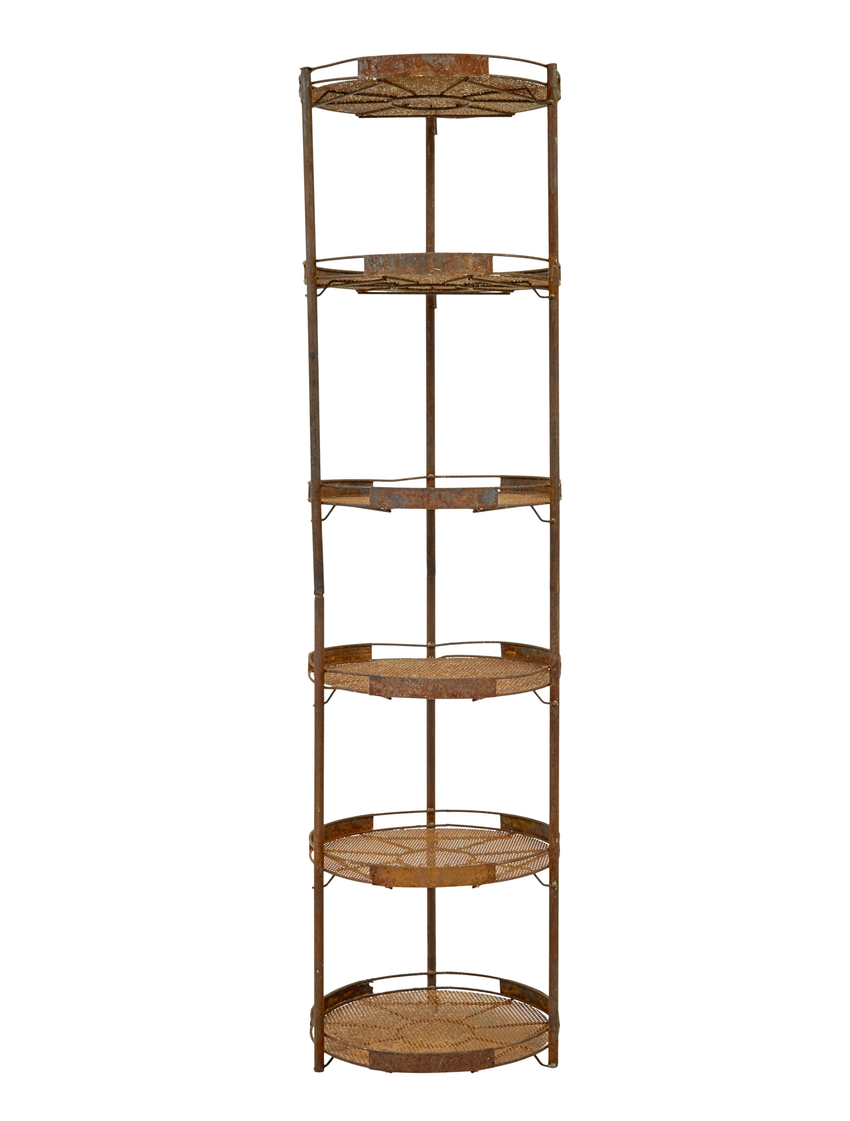 Scaffale per bulbi da seme in metallo dell'inizio del XX secolo per il giardinaggio, circa 1930.

Ecco un articolo molto utile per il giardino. Un supporto a 6 livelli per essiccare i bulbi e conservare le piante in vaso. Fondo metallico forato per