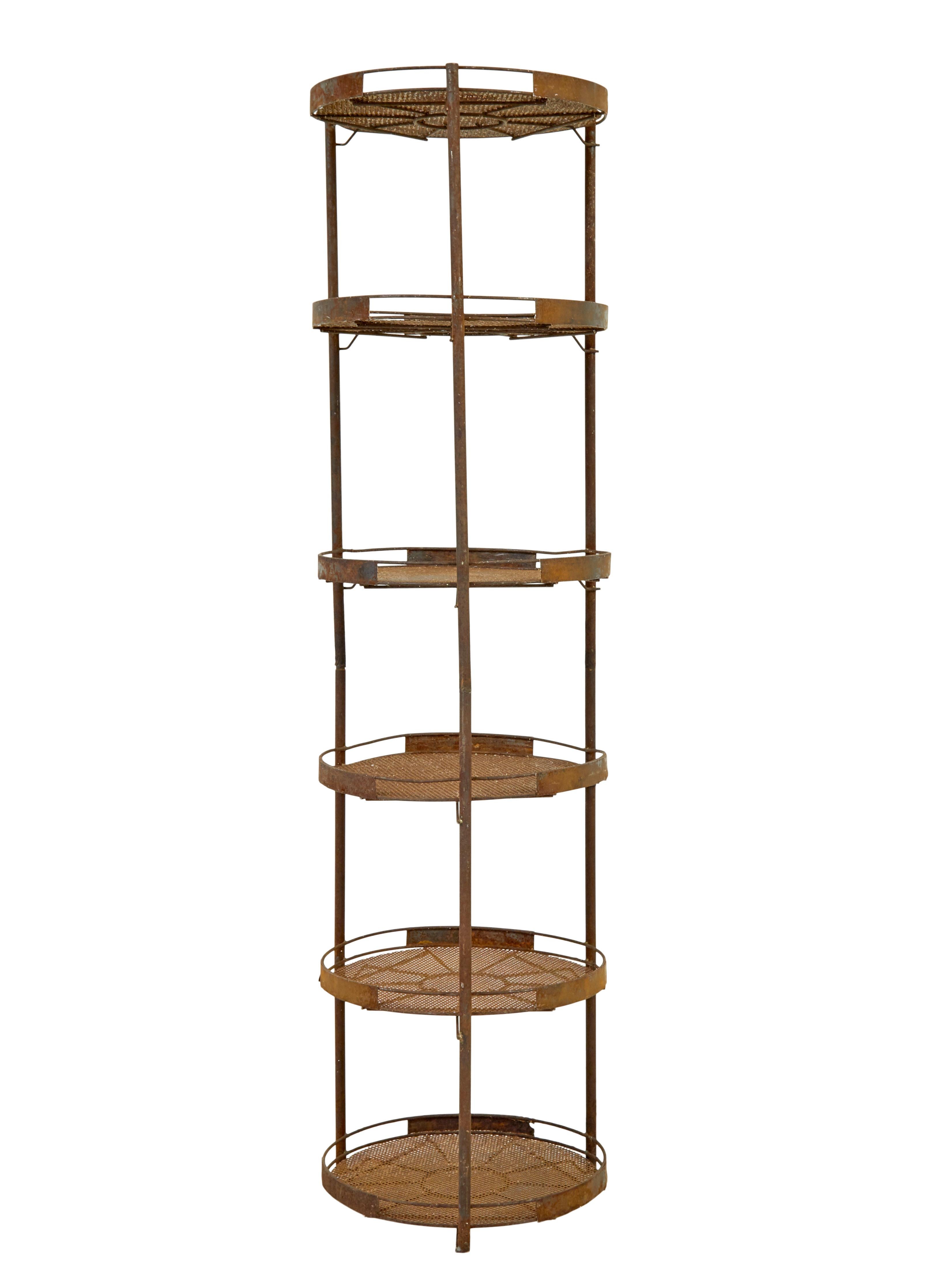 Perchero metálico para bulbos de siembra de jardinería de principios del siglo XX Industrial