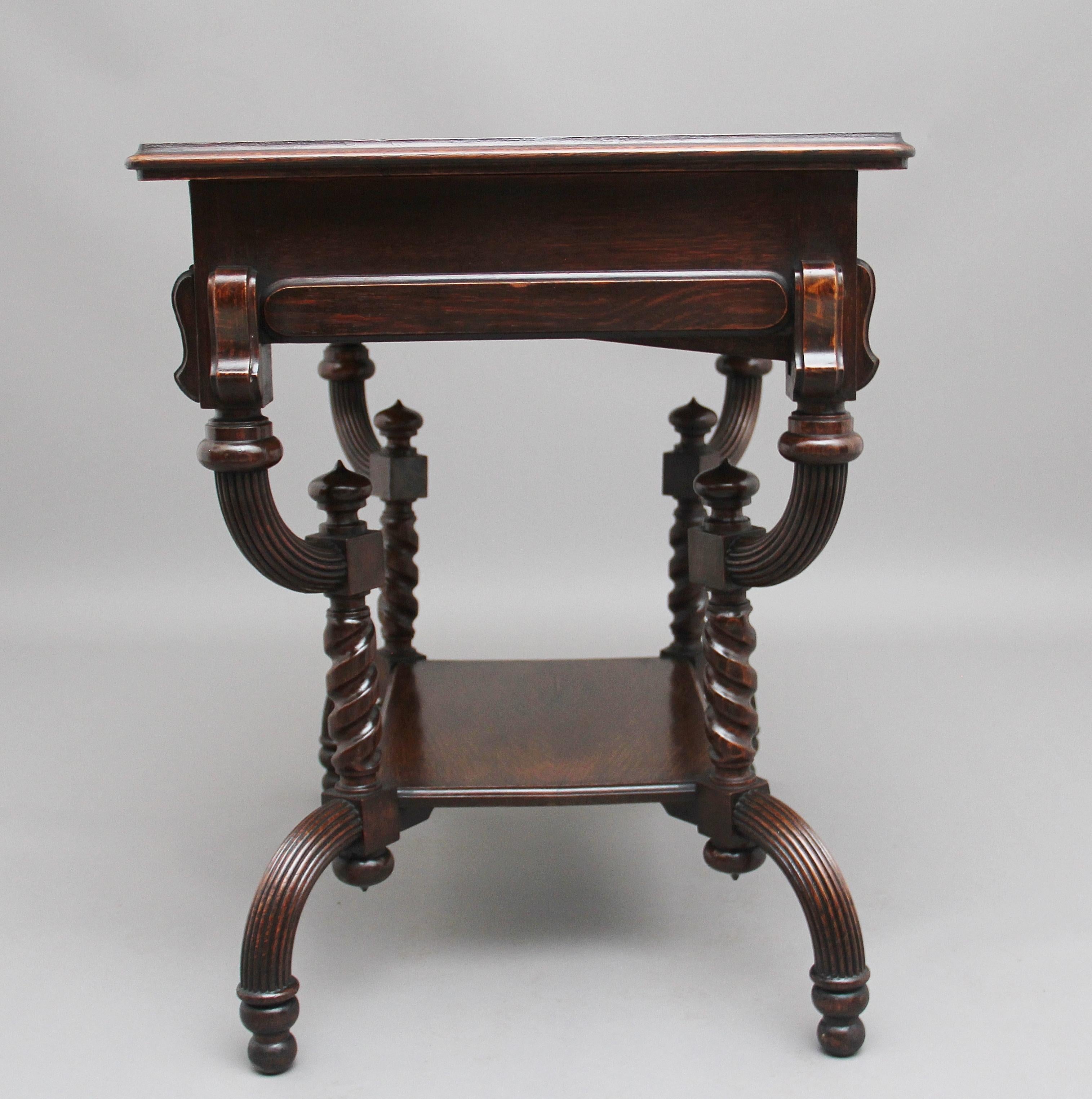 Early 20th Century Metamorphic Oak Desk For Sale 6