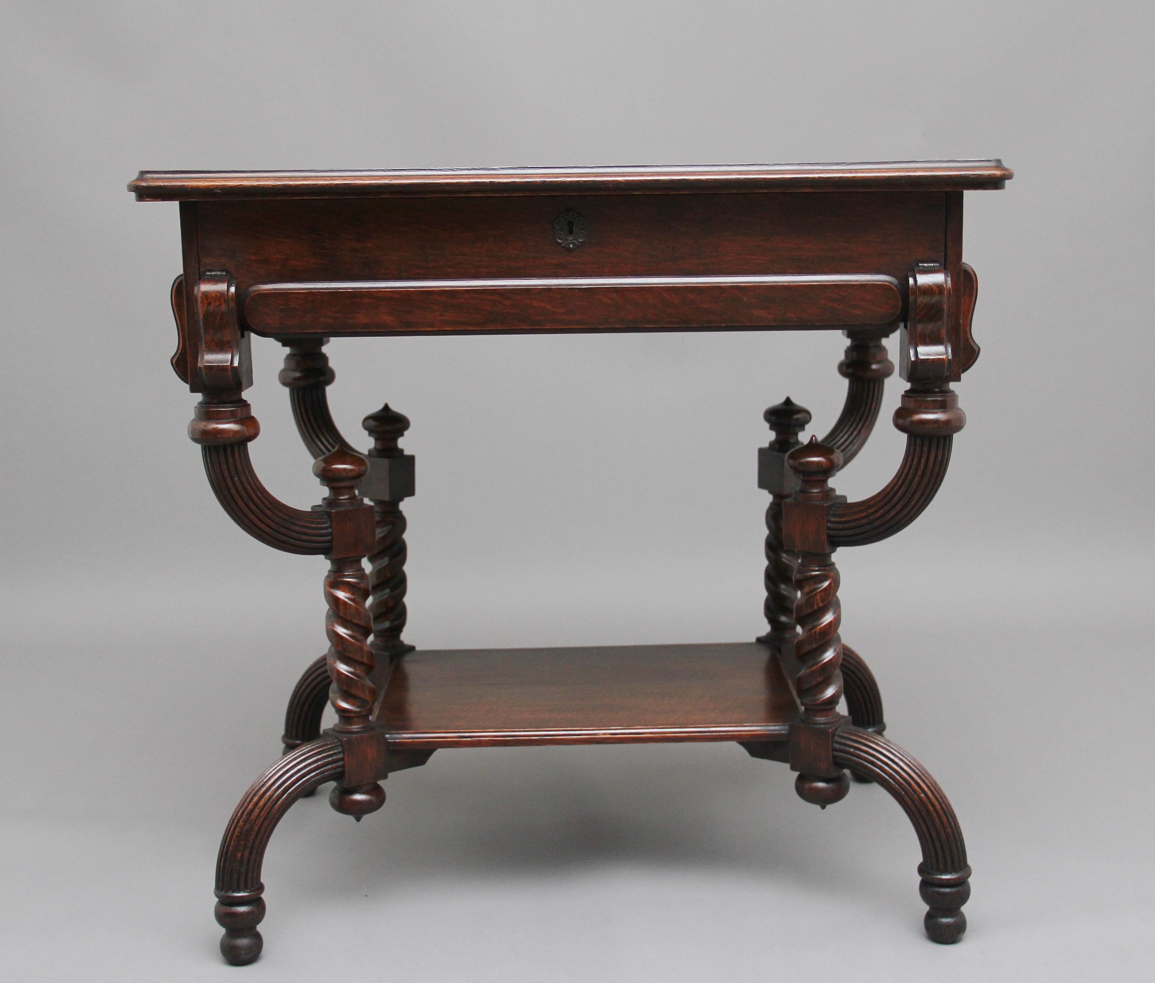 Early 20th Century Metamorphic Oak Desk For Sale 2